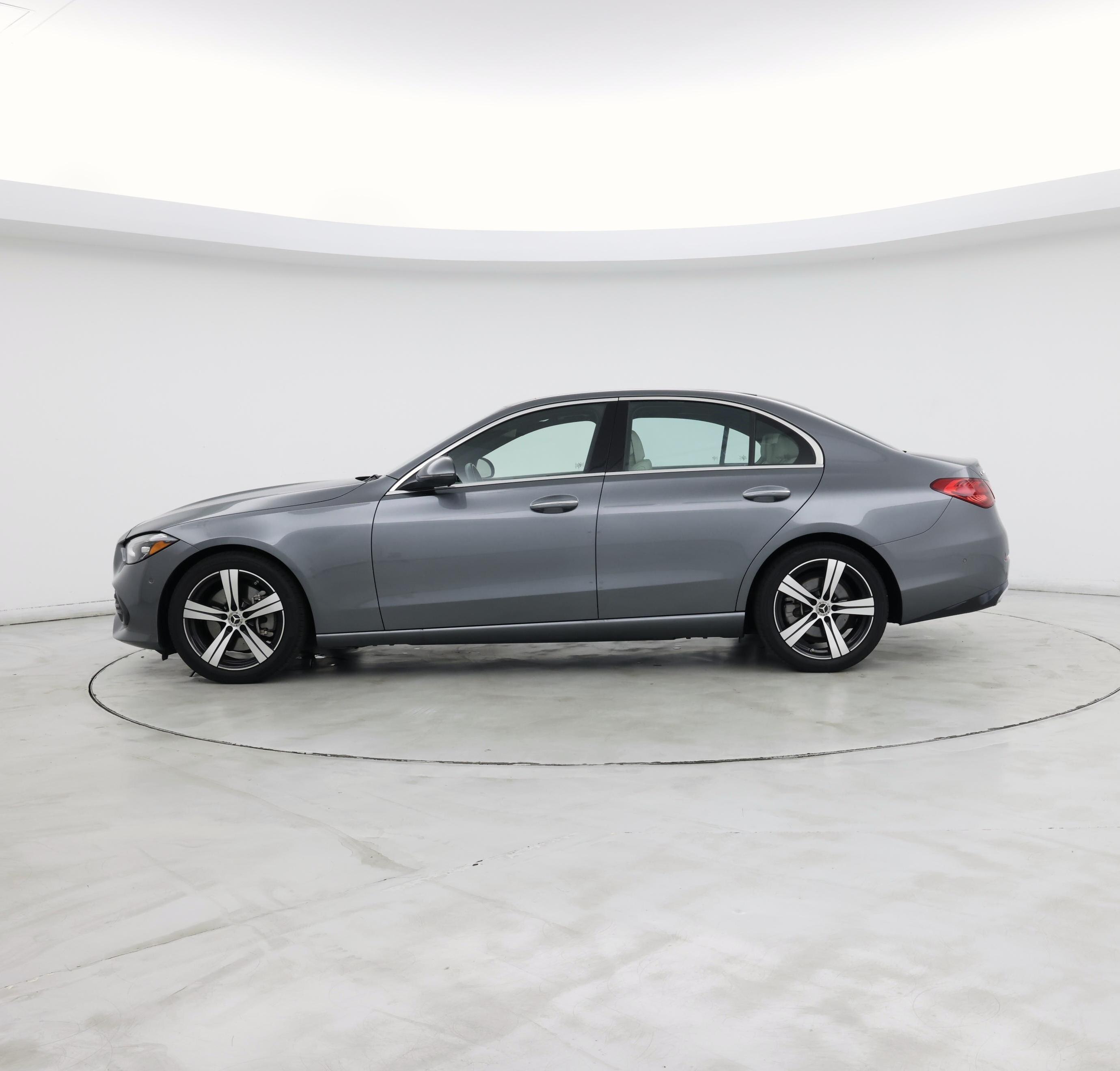 Thumbnail: 2024 Mercedes-Benz C-Class - 3