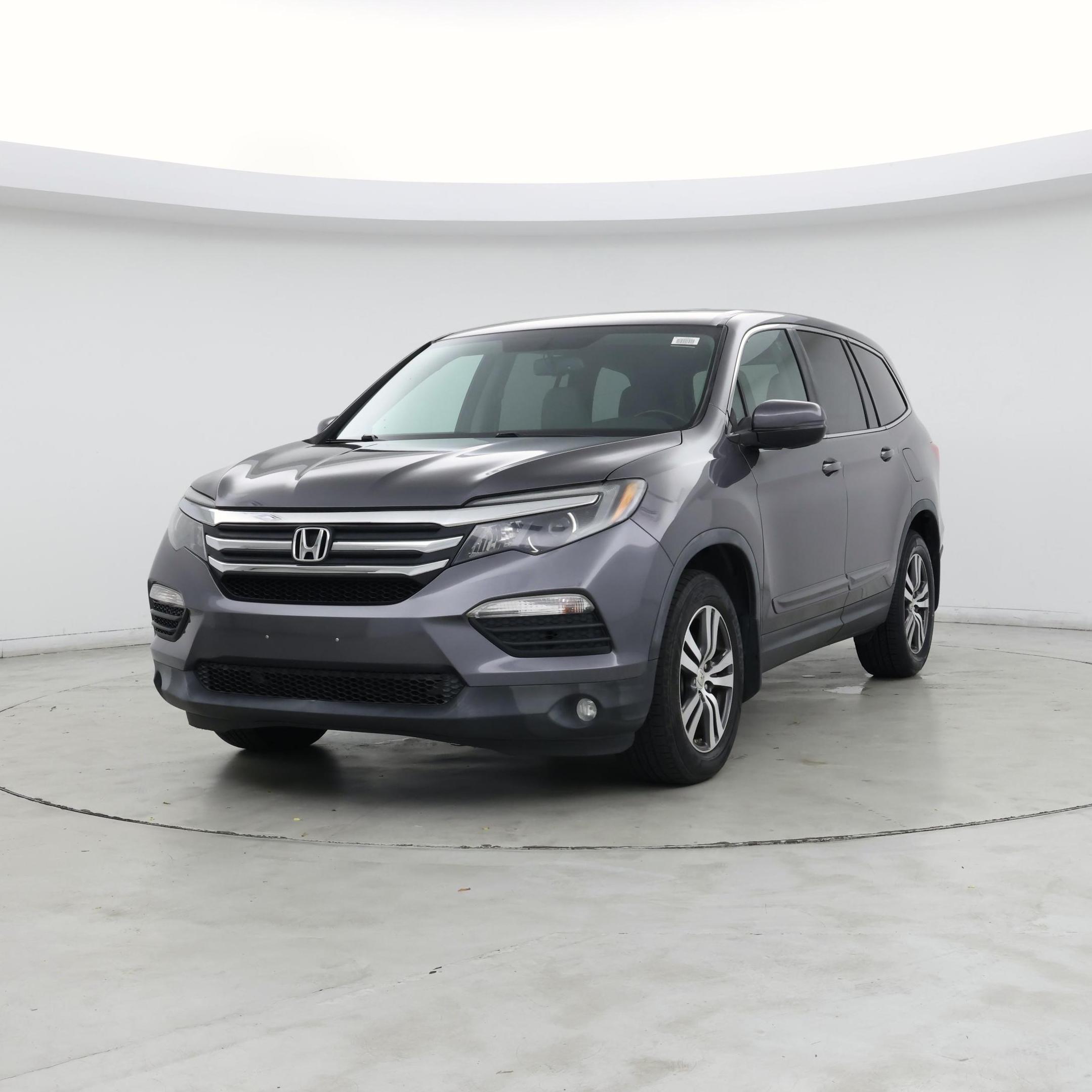 Thumbnail: 2017 Honda Pilot - 4