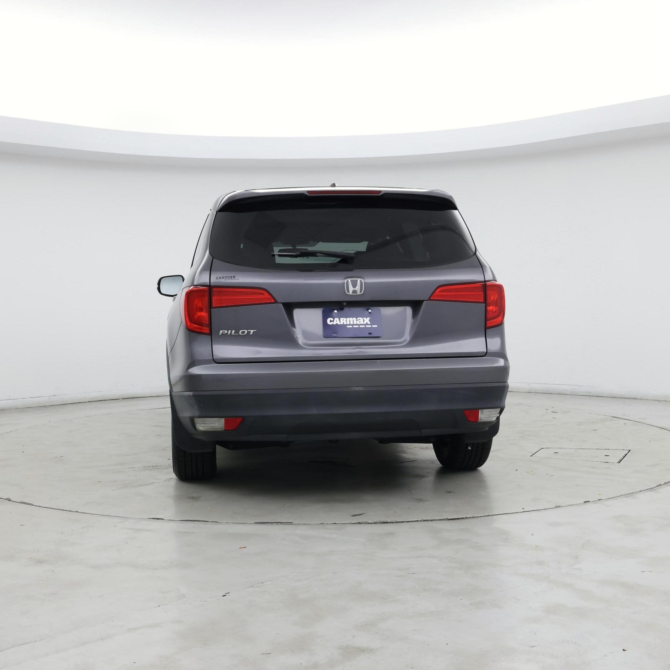 Thumbnail: 2017 Honda Pilot - 6
