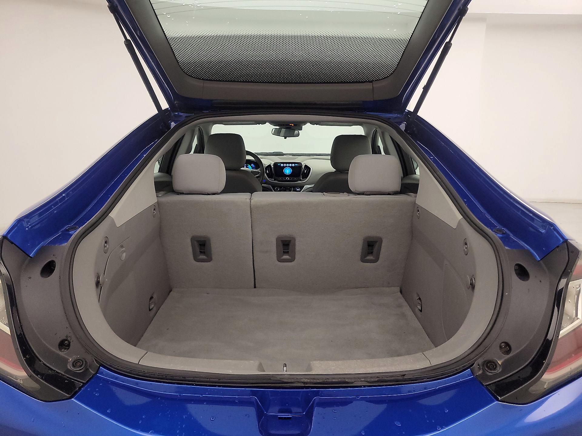 Thumbnail: 2016 Chevrolet Volt - 20