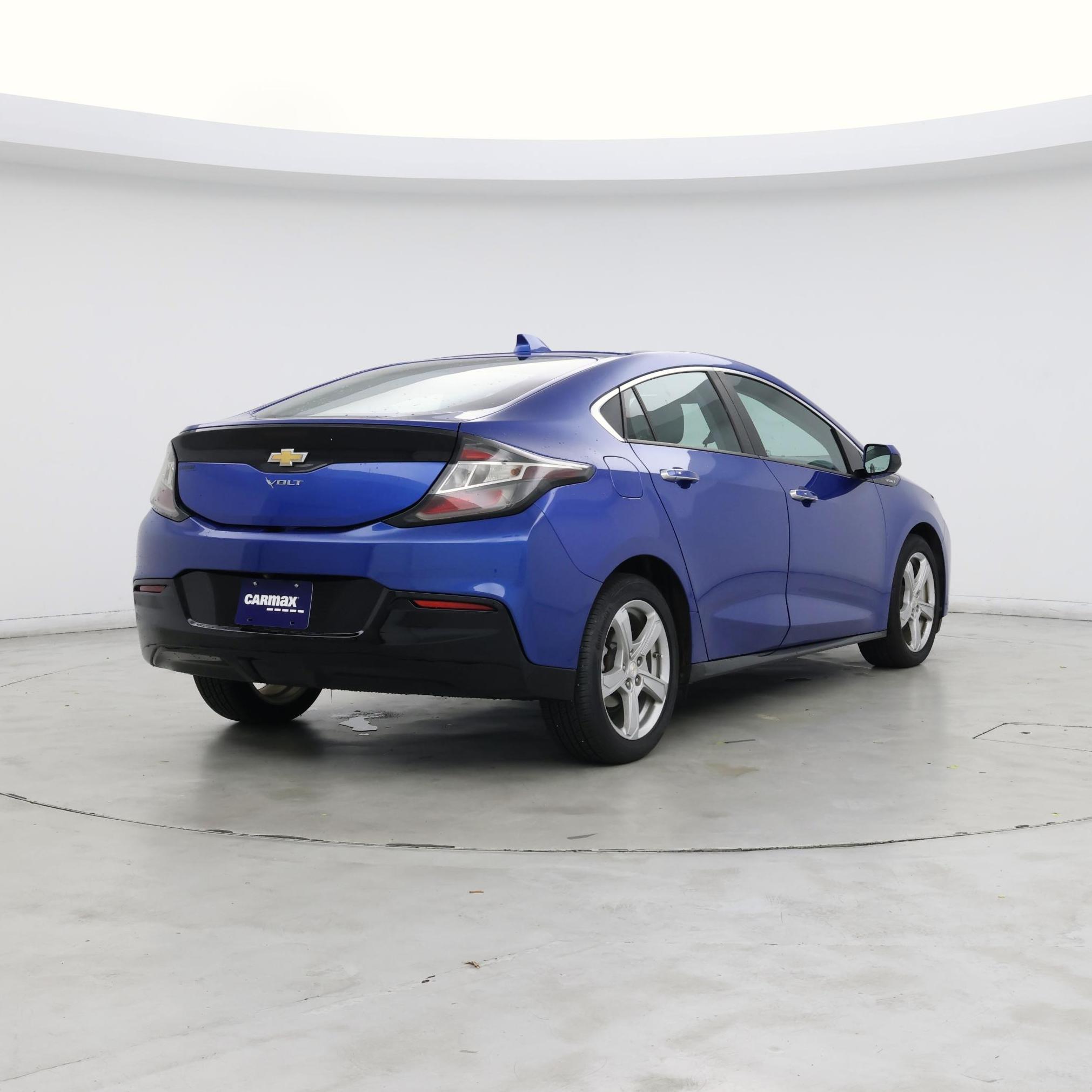 Thumbnail: 2016 Chevrolet Volt - 8