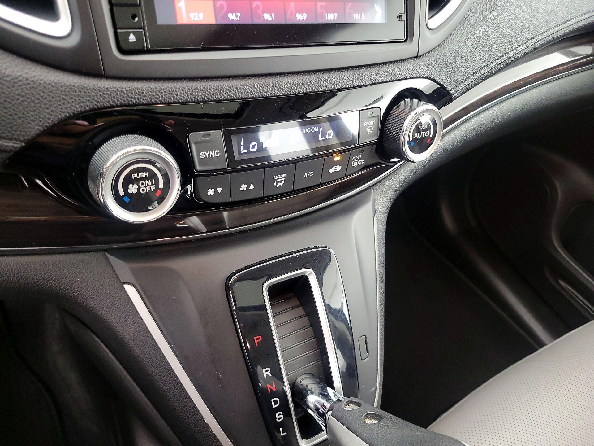 Thumbnail: 2015 Honda CR-V - 16