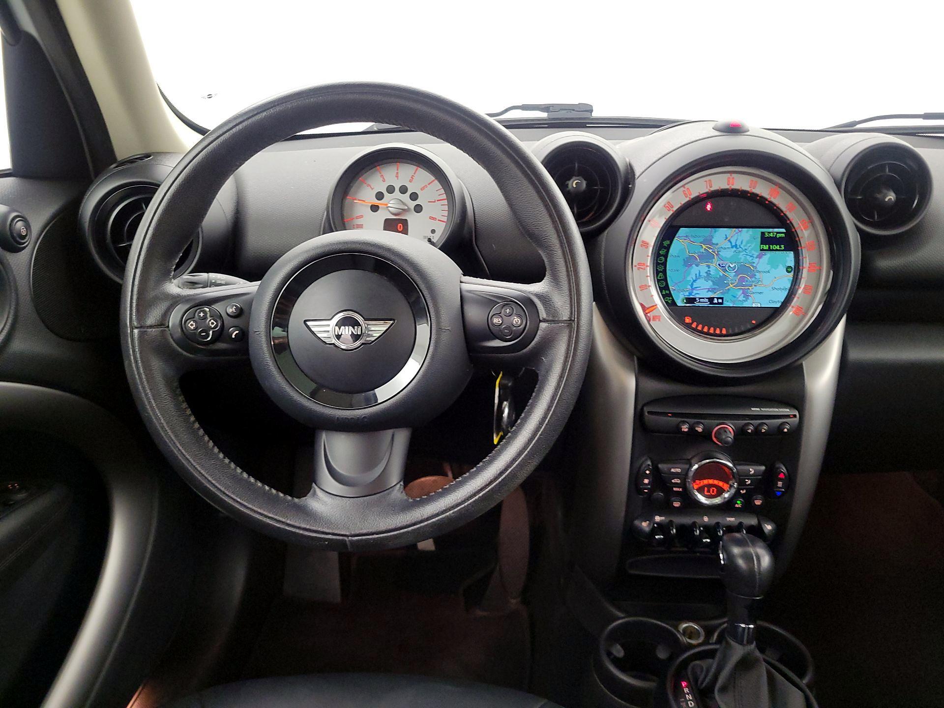 Thumbnail: 2014 MINI Cooper Countryman - 10