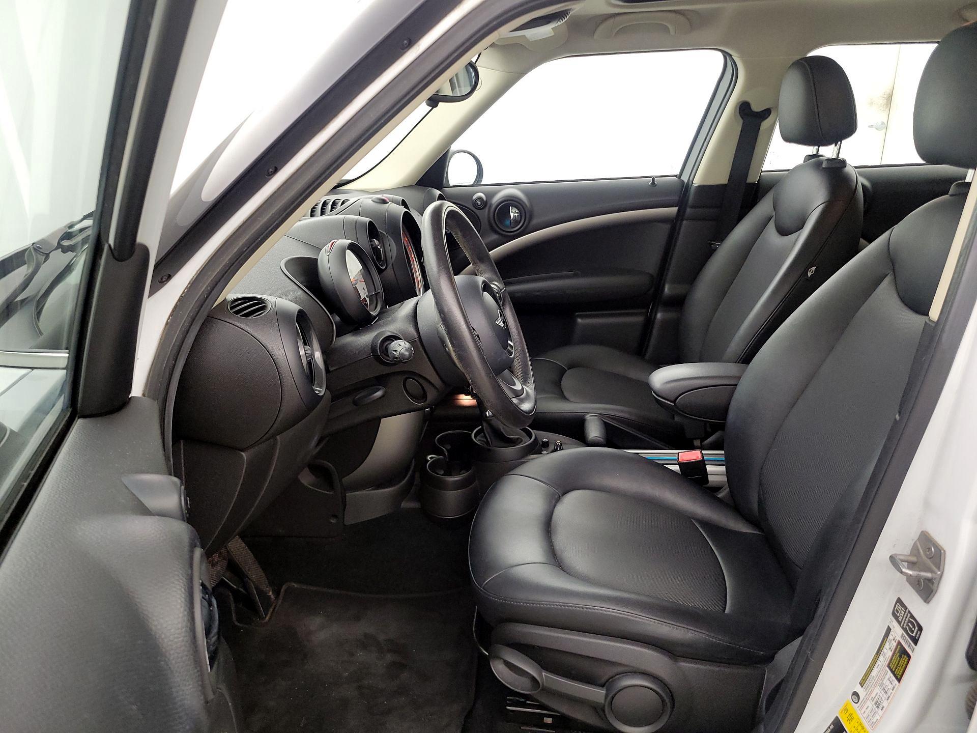 Thumbnail: 2014 MINI Cooper Countryman - 11
