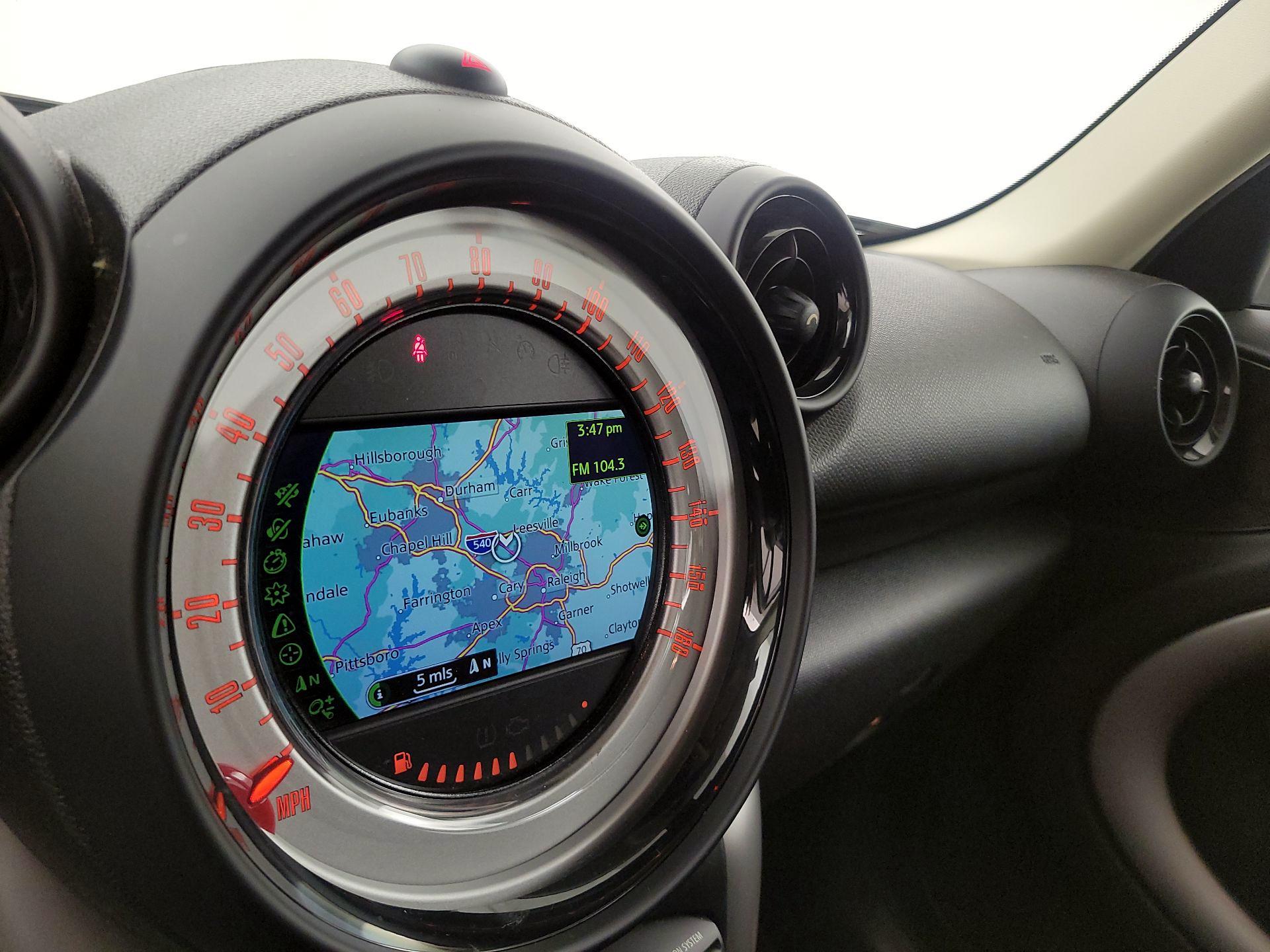 Thumbnail: 2014 MINI Cooper Countryman - 14