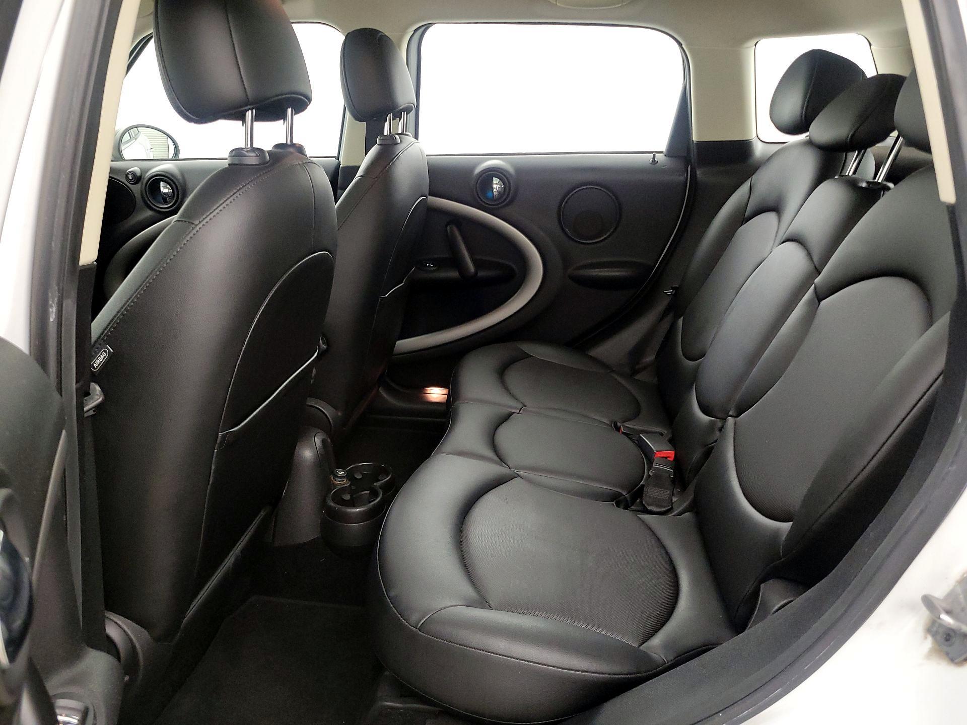 Thumbnail: 2014 MINI Cooper Countryman - 20