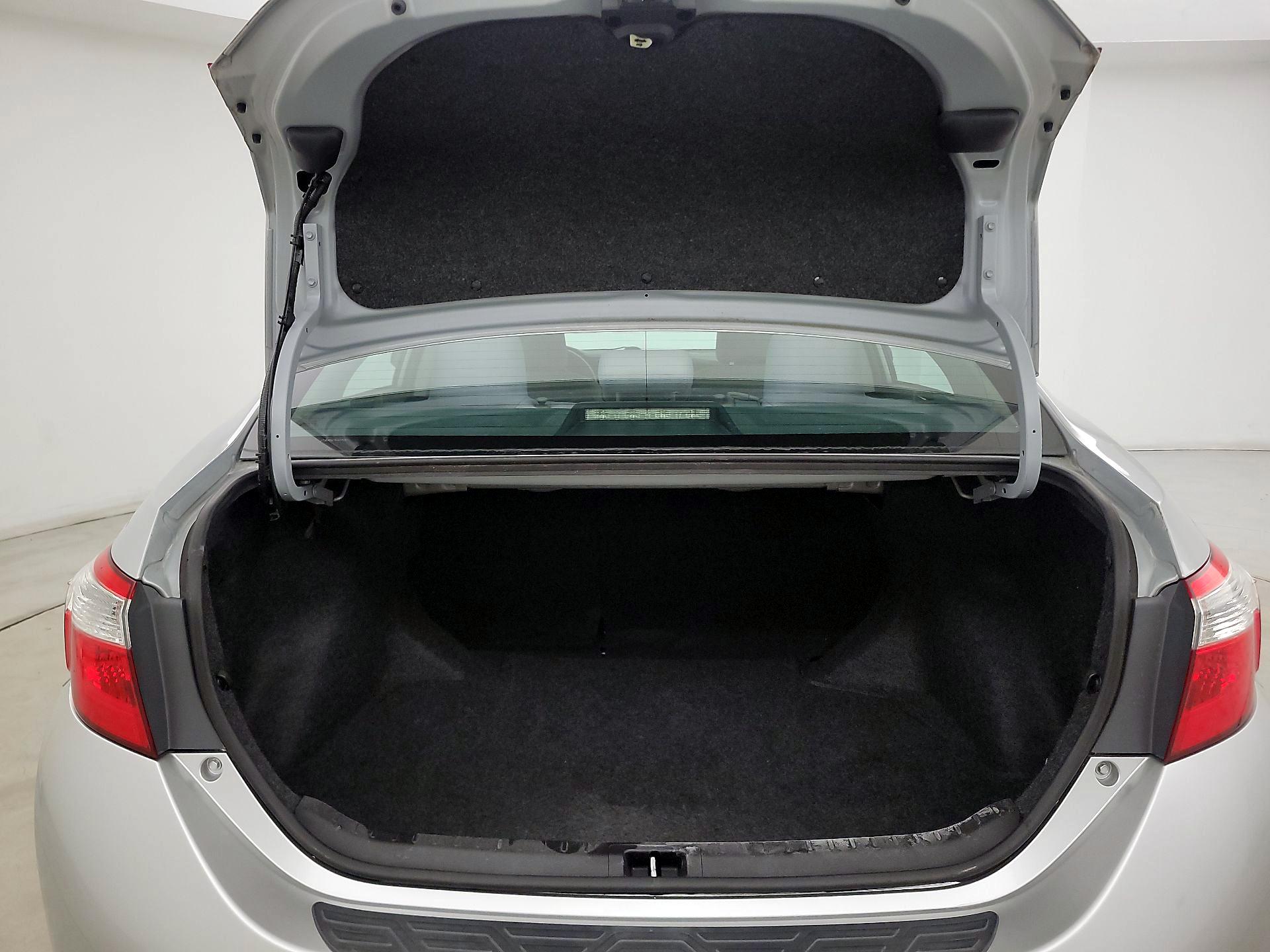 Thumbnail: 2014 Toyota Corolla - 20