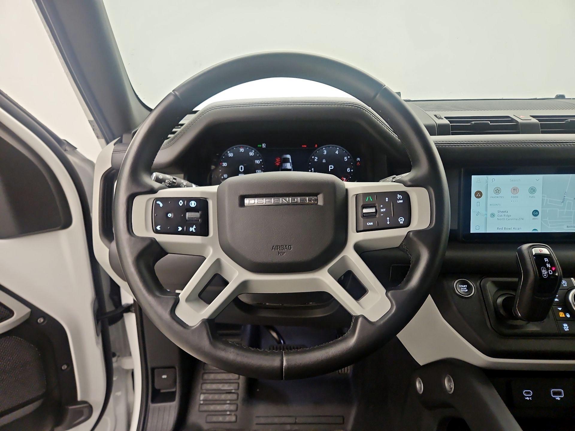 Thumbnail: 2024 Land Rover Defender - 10