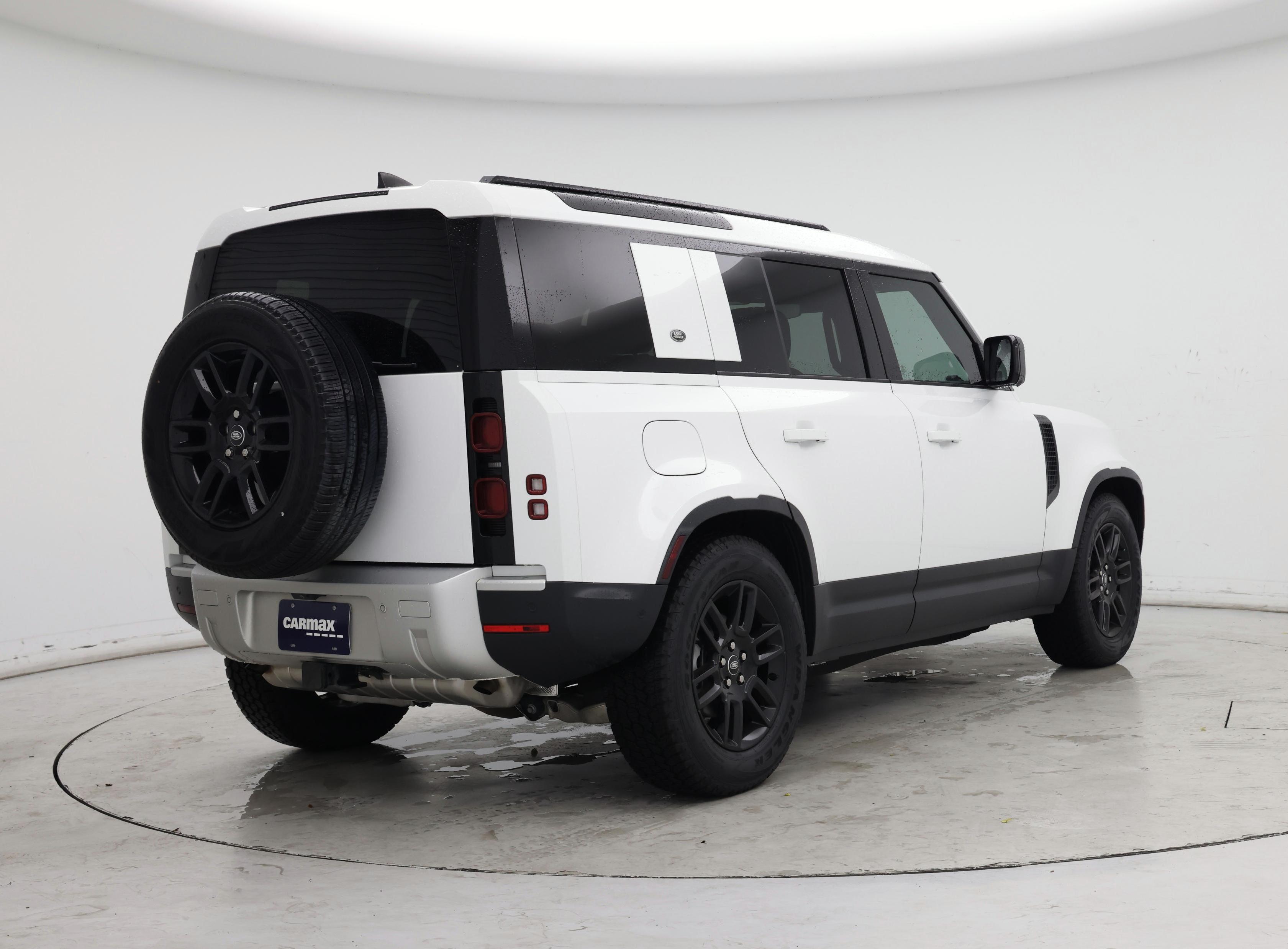 Thumbnail: 2024 Land Rover Defender - 8