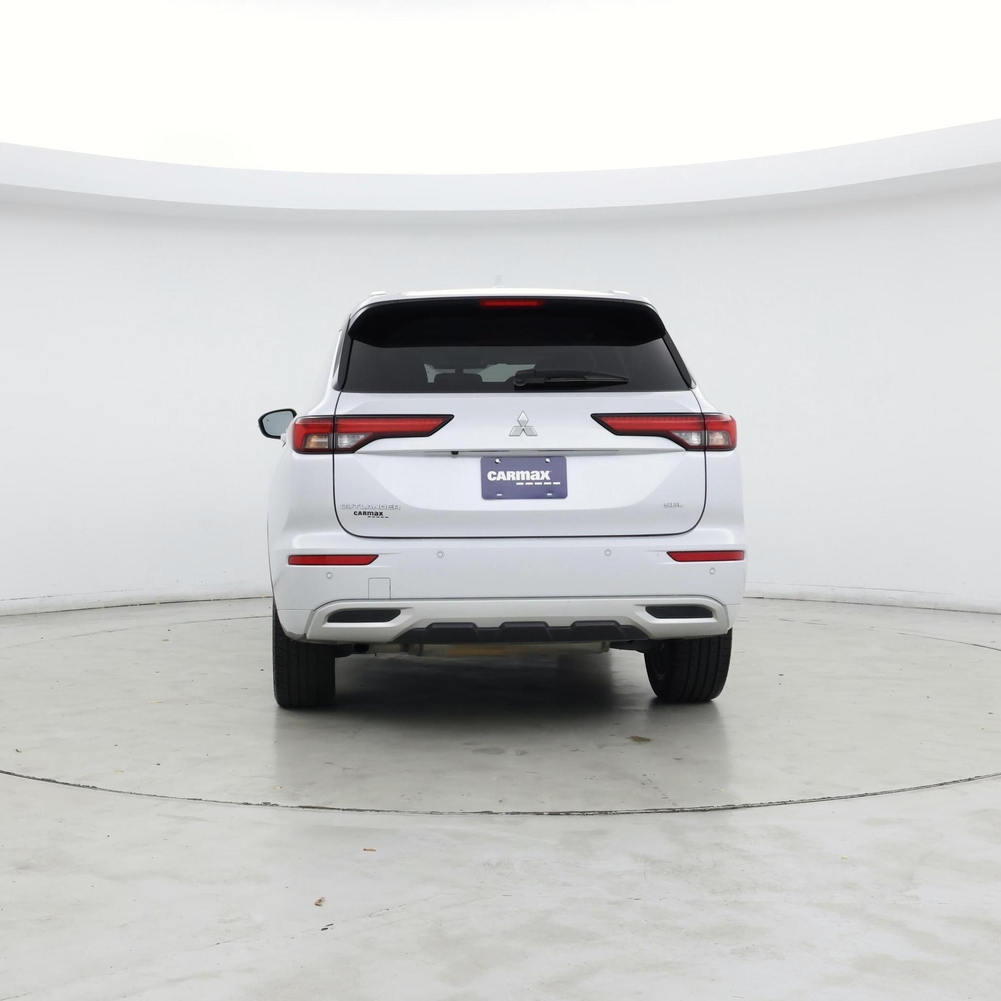 Thumbnail: 2024 Mitsubishi Outlander - 6