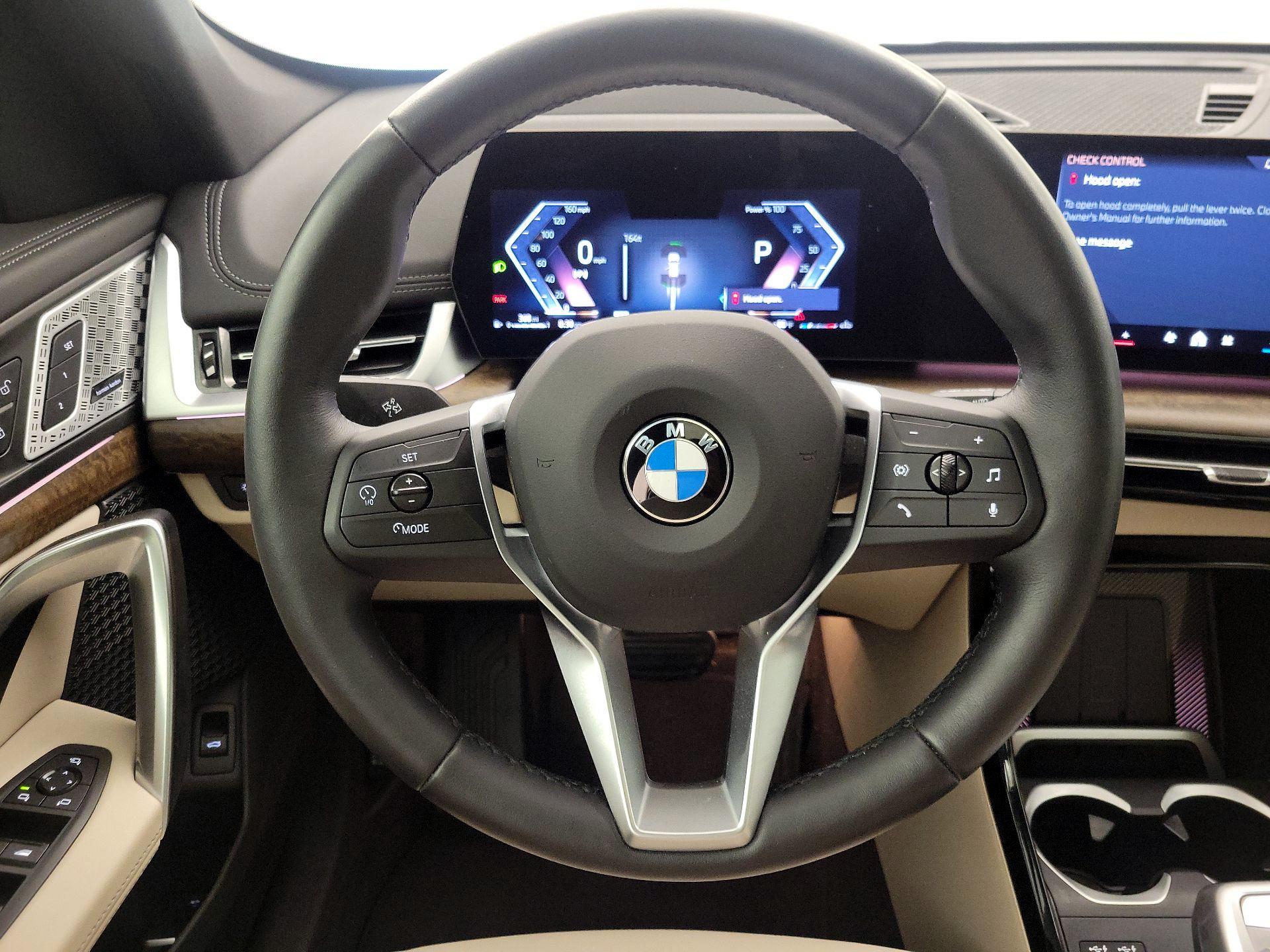 Thumbnail: 2024 BMW X1 - 10
