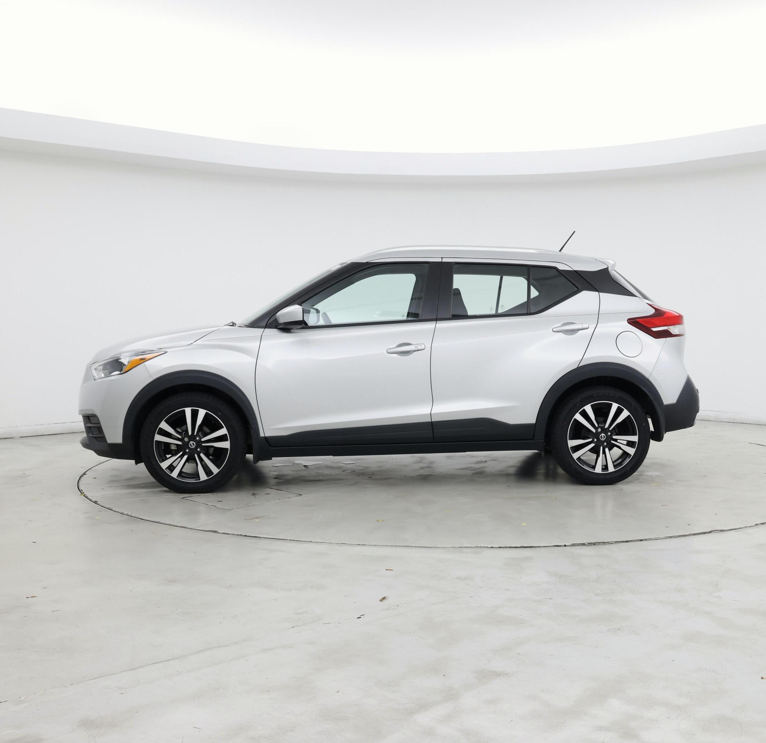 Thumbnail: 2020 Nissan Kicks - 3