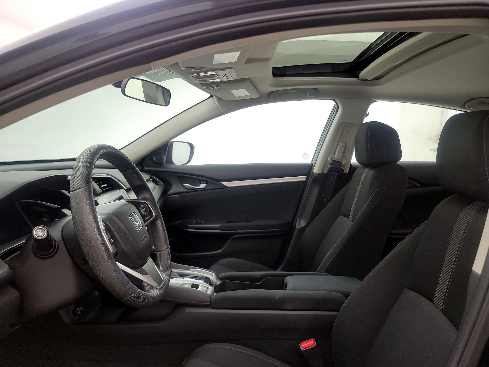 Thumbnail: 2017 Honda Civic - 19