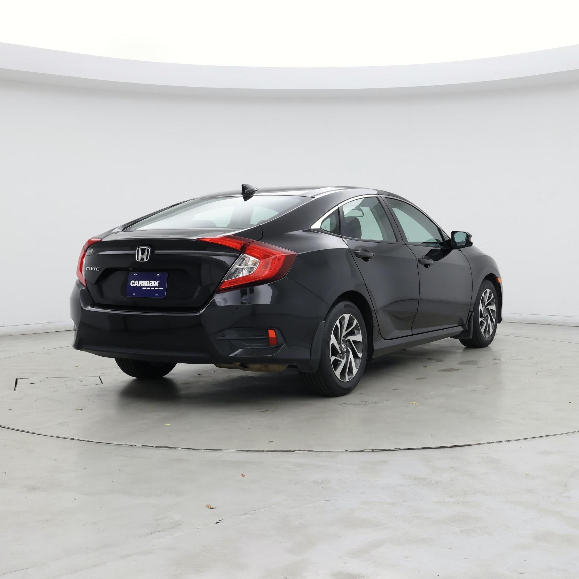 Thumbnail: 2017 Honda Civic - 8
