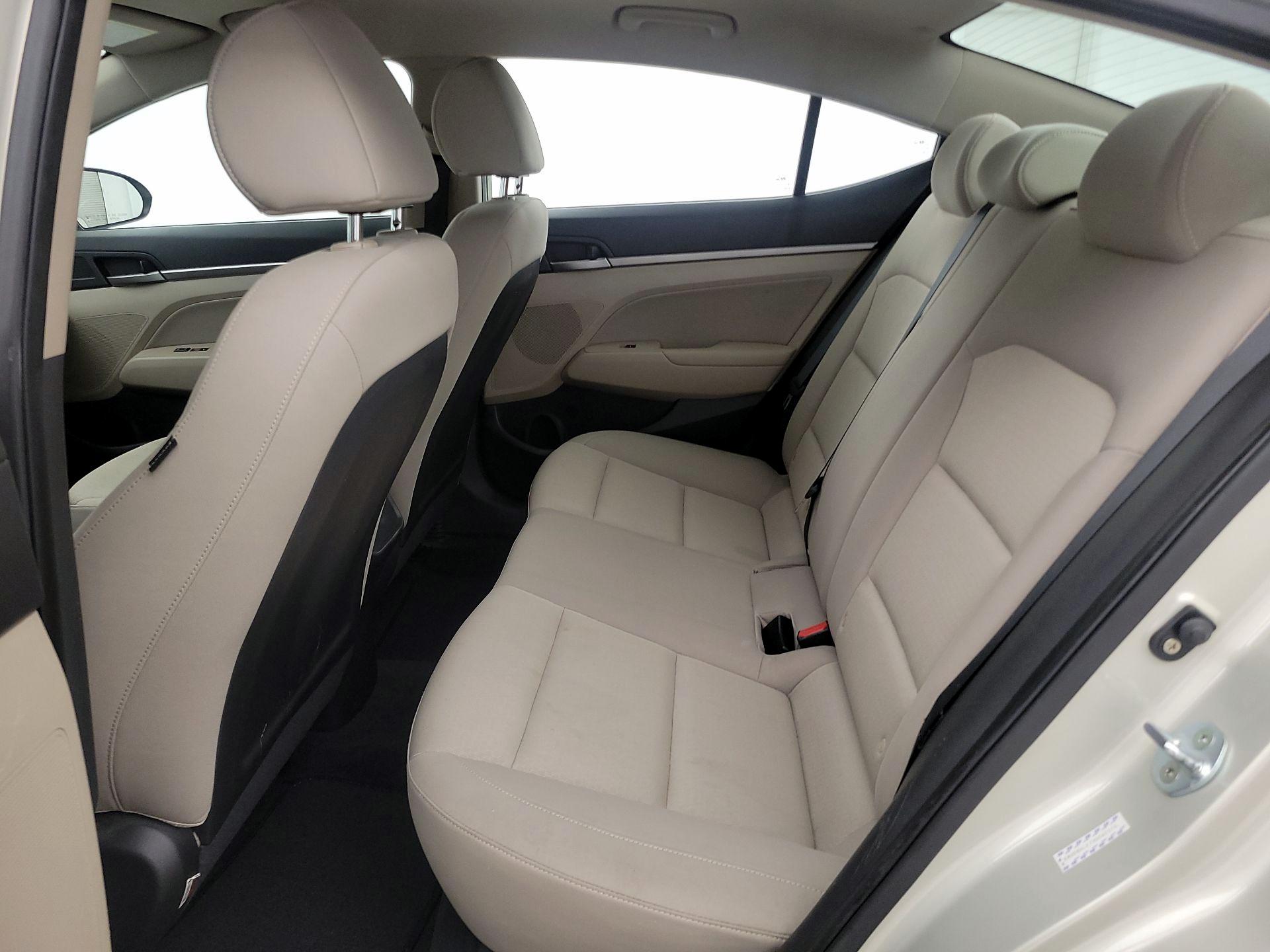 Thumbnail: 2017 Hyundai Elantra - 19