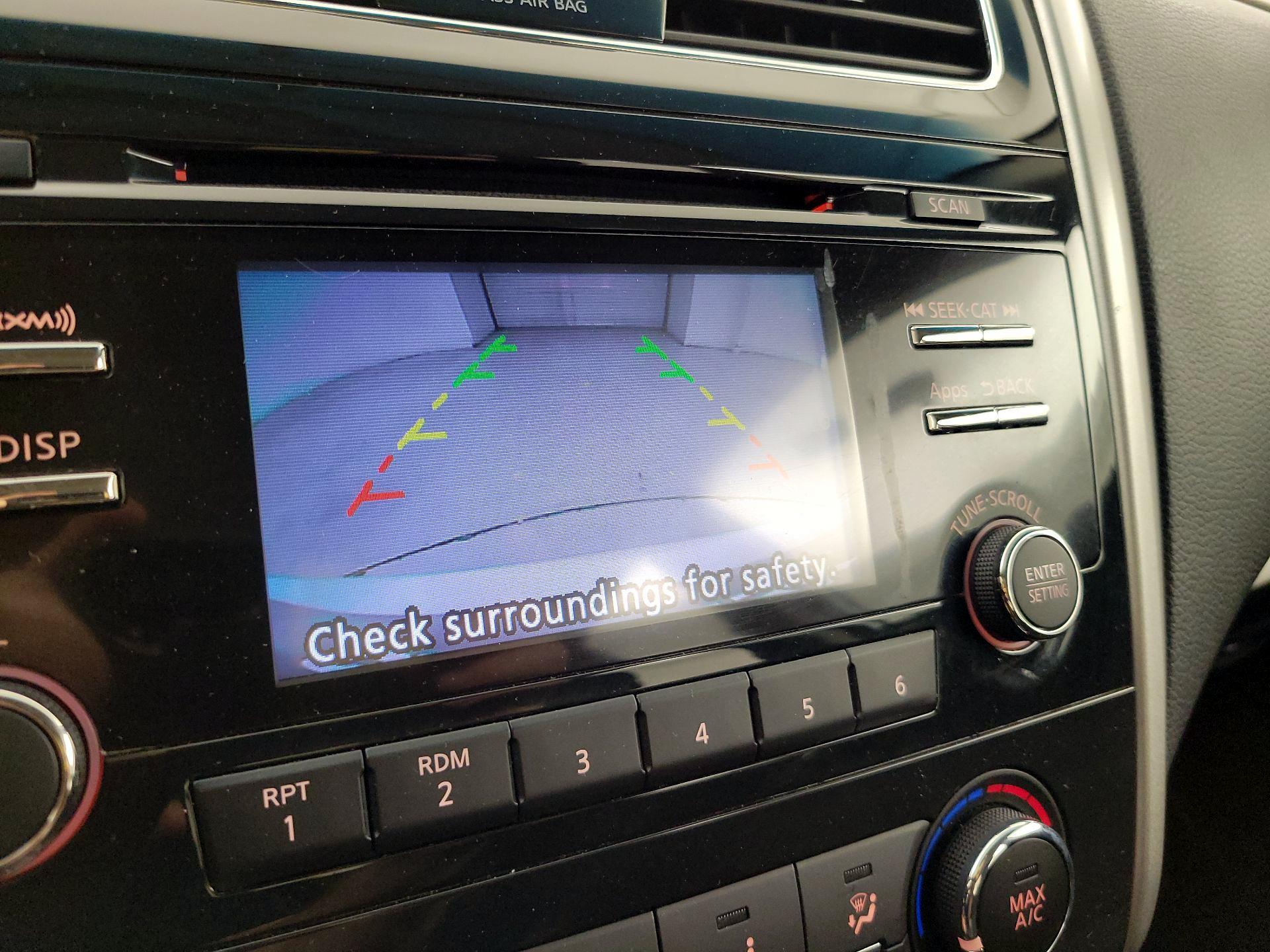 Thumbnail: 2015 Nissan Altima - 14