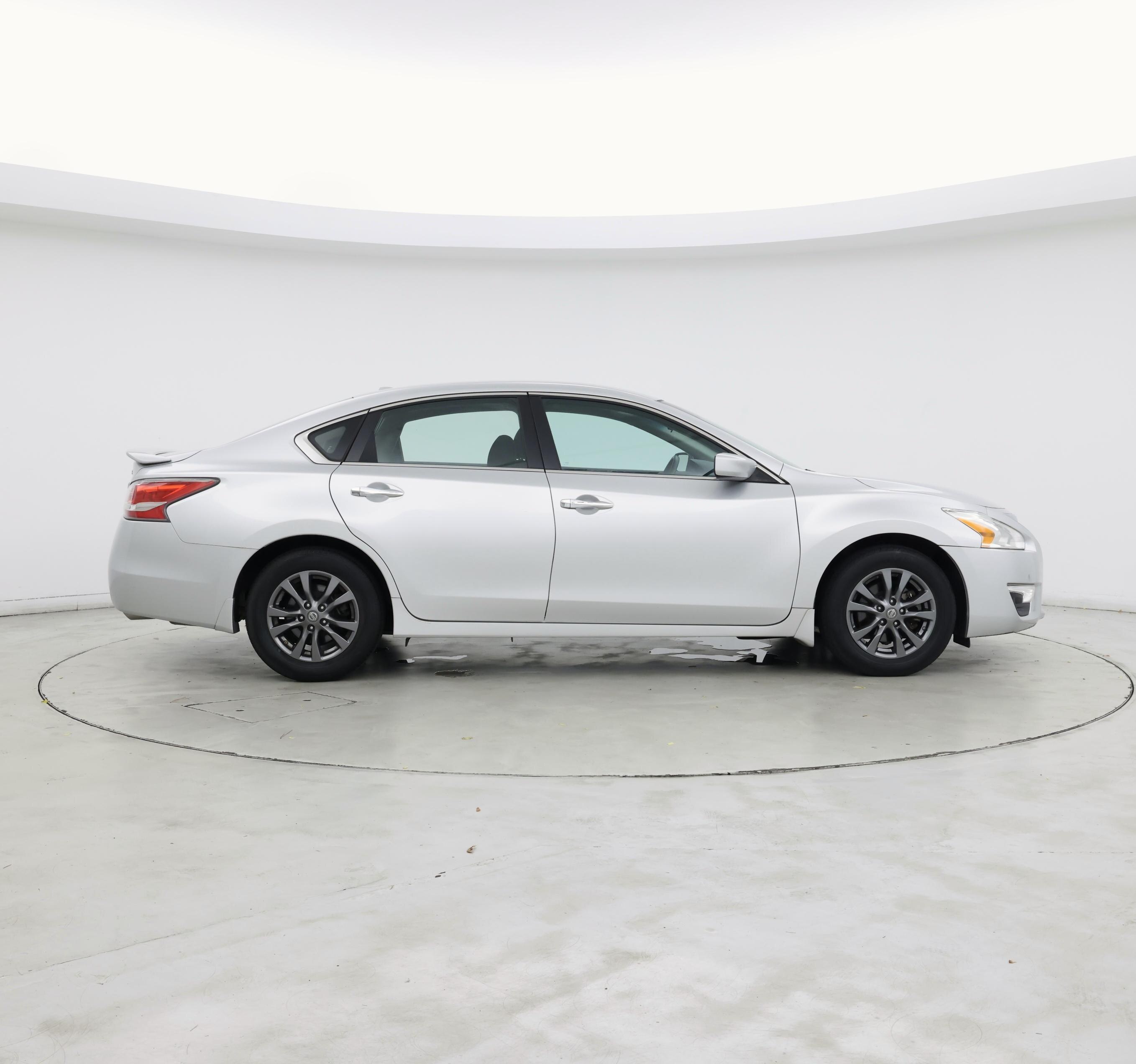 Thumbnail: 2015 Nissan Altima - 7