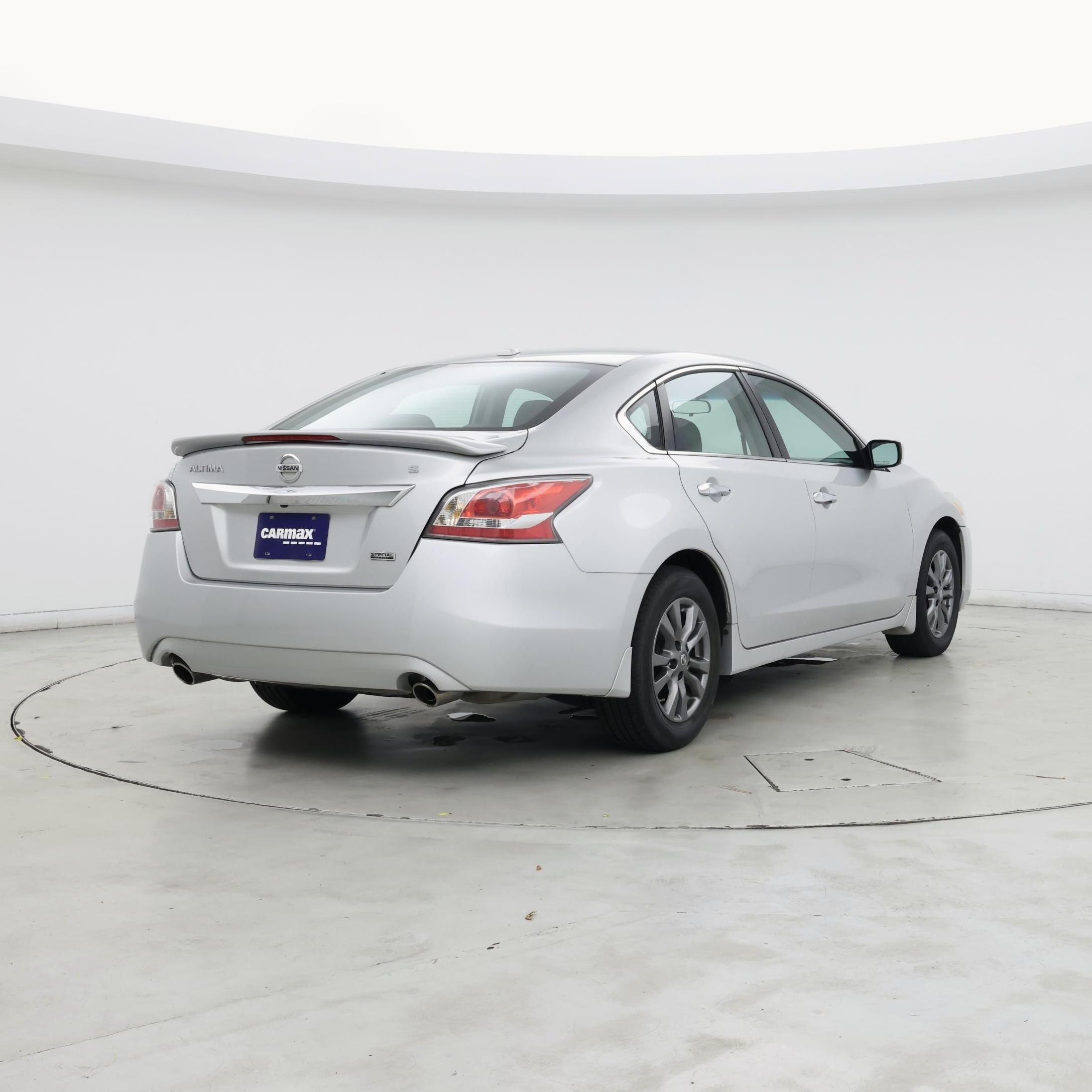 Thumbnail: 2015 Nissan Altima - 8