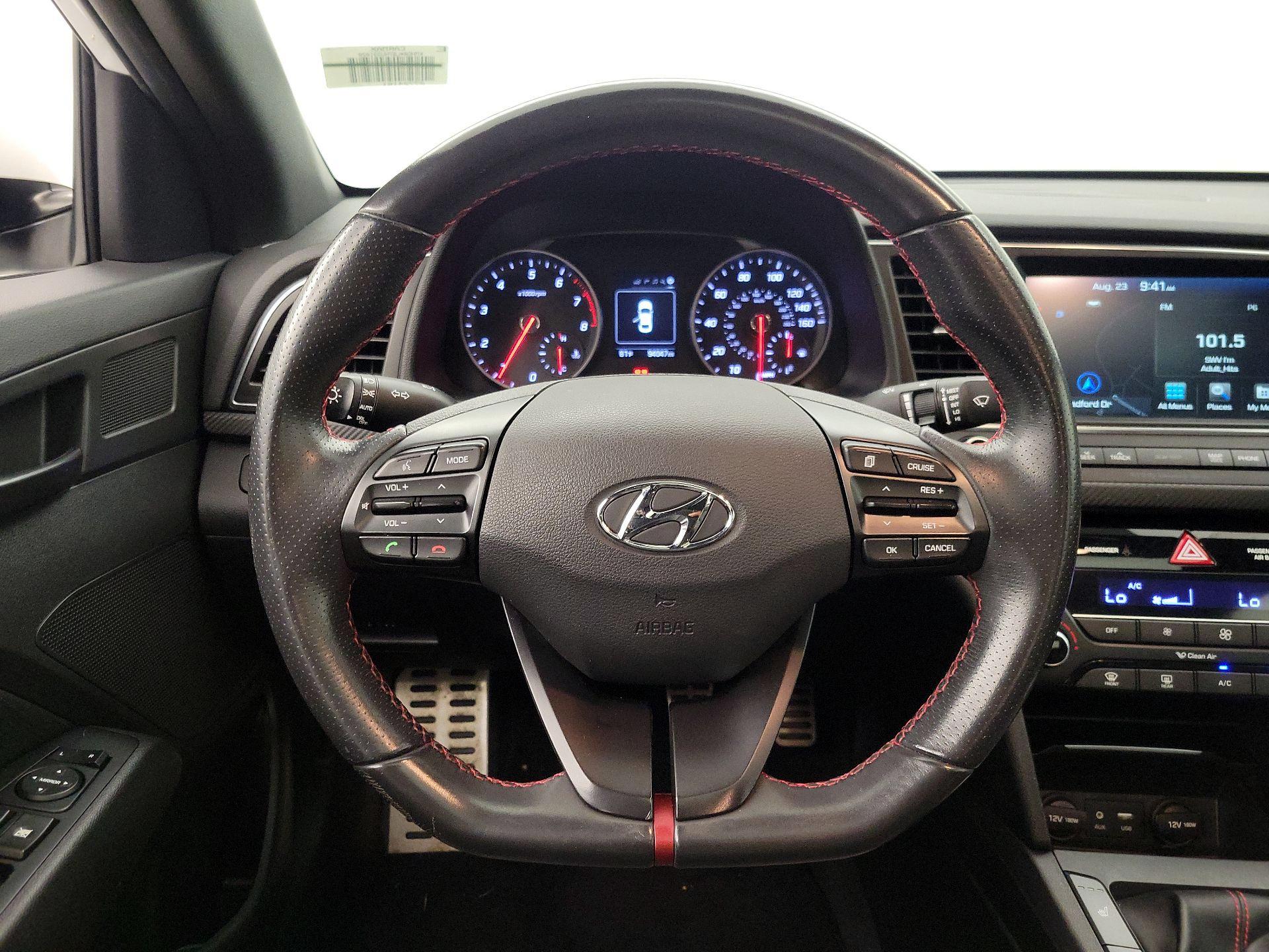 Thumbnail: 2017 Hyundai Elantra - 10