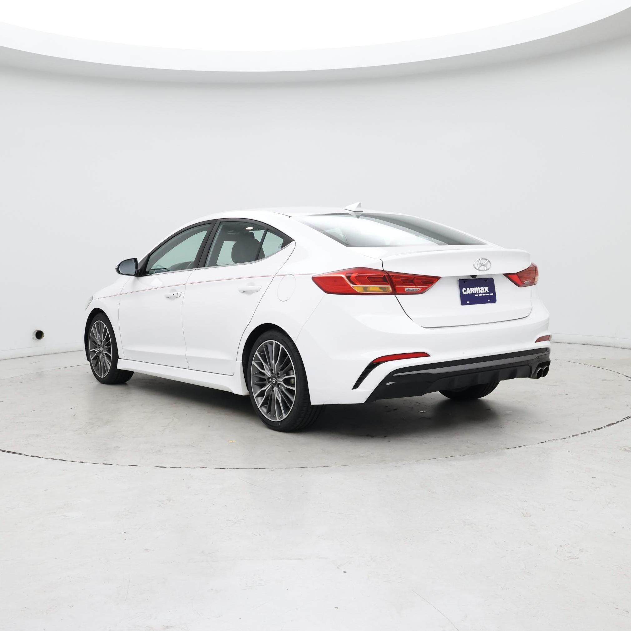 Thumbnail: 2017 Hyundai Elantra - 2