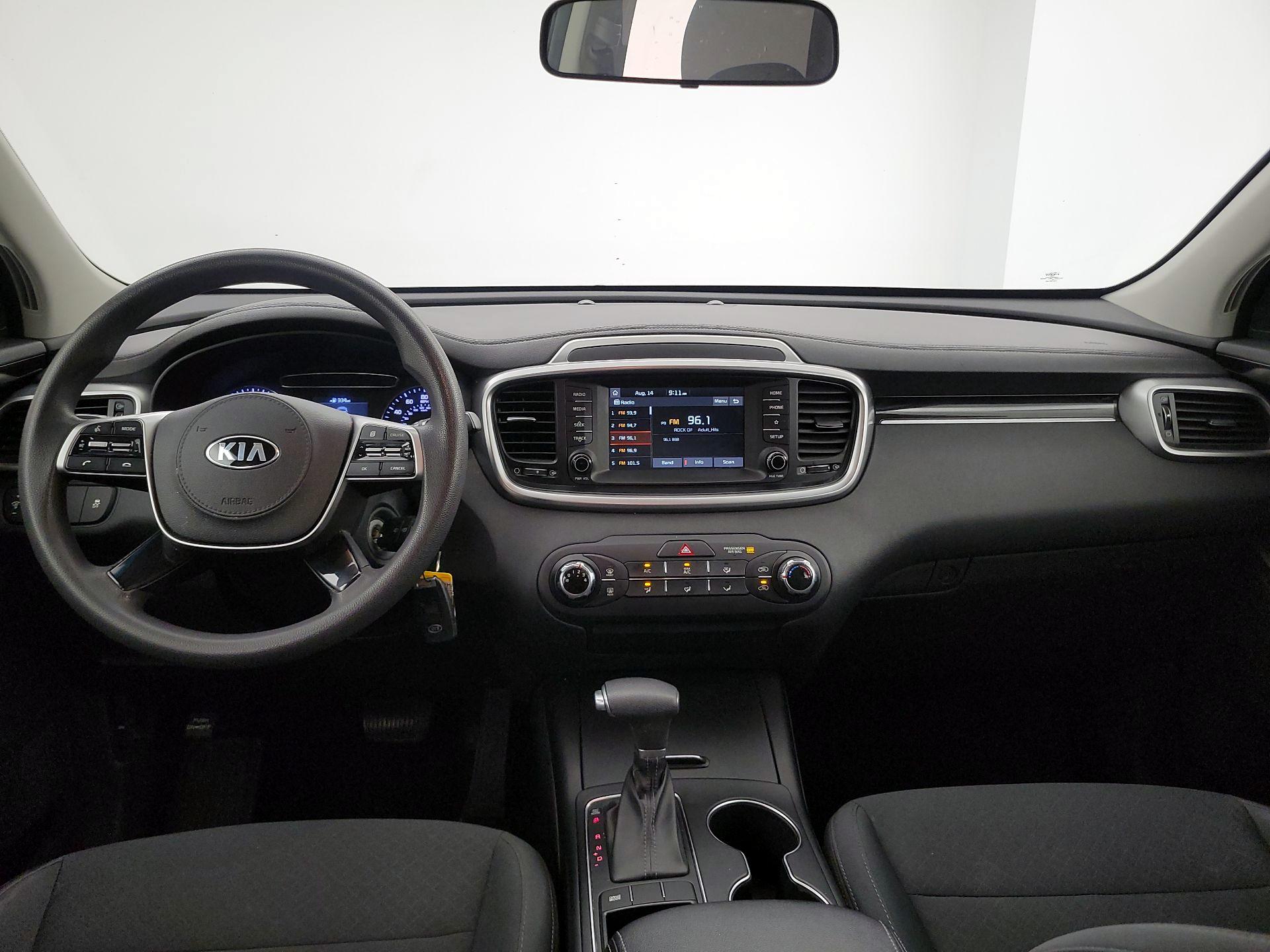 Thumbnail: 2019 Kia Sorento - 9
