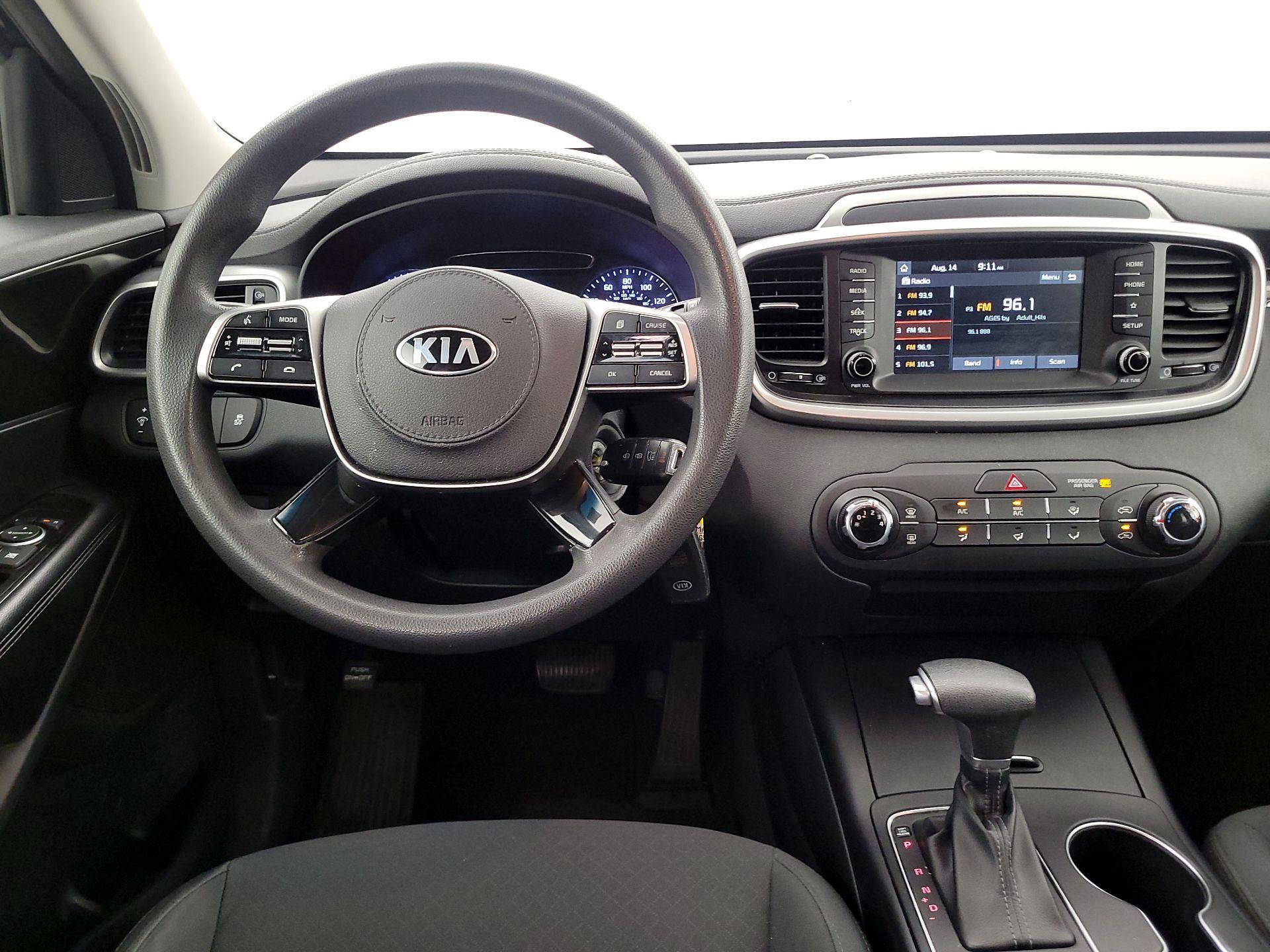 Thumbnail: 2019 Kia Sorento - 10