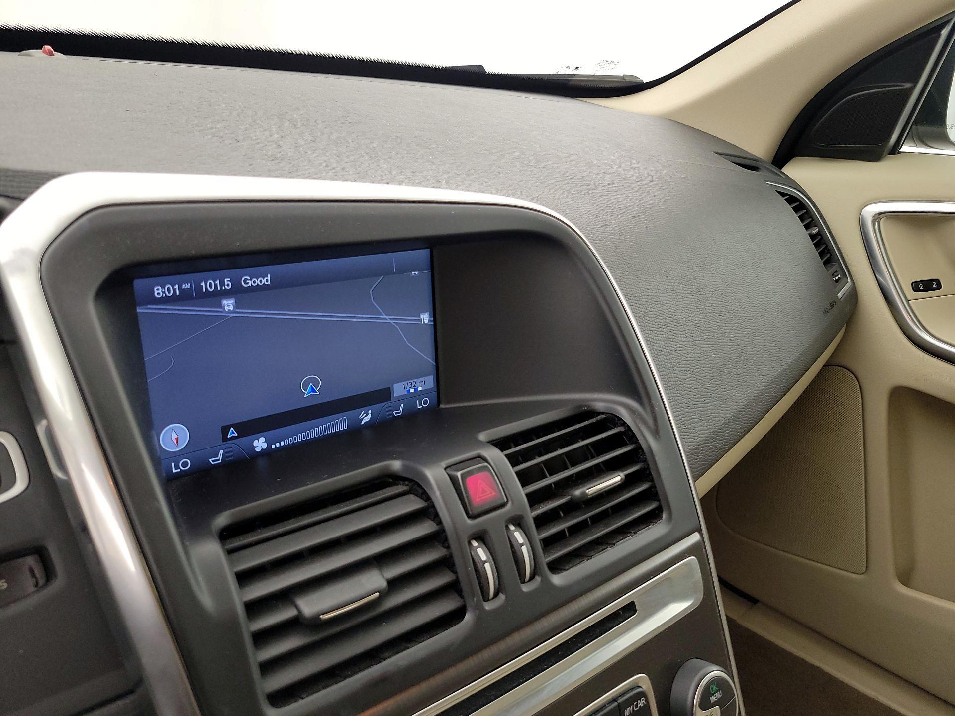 Thumbnail: 2014 Volvo XC60 - 14
