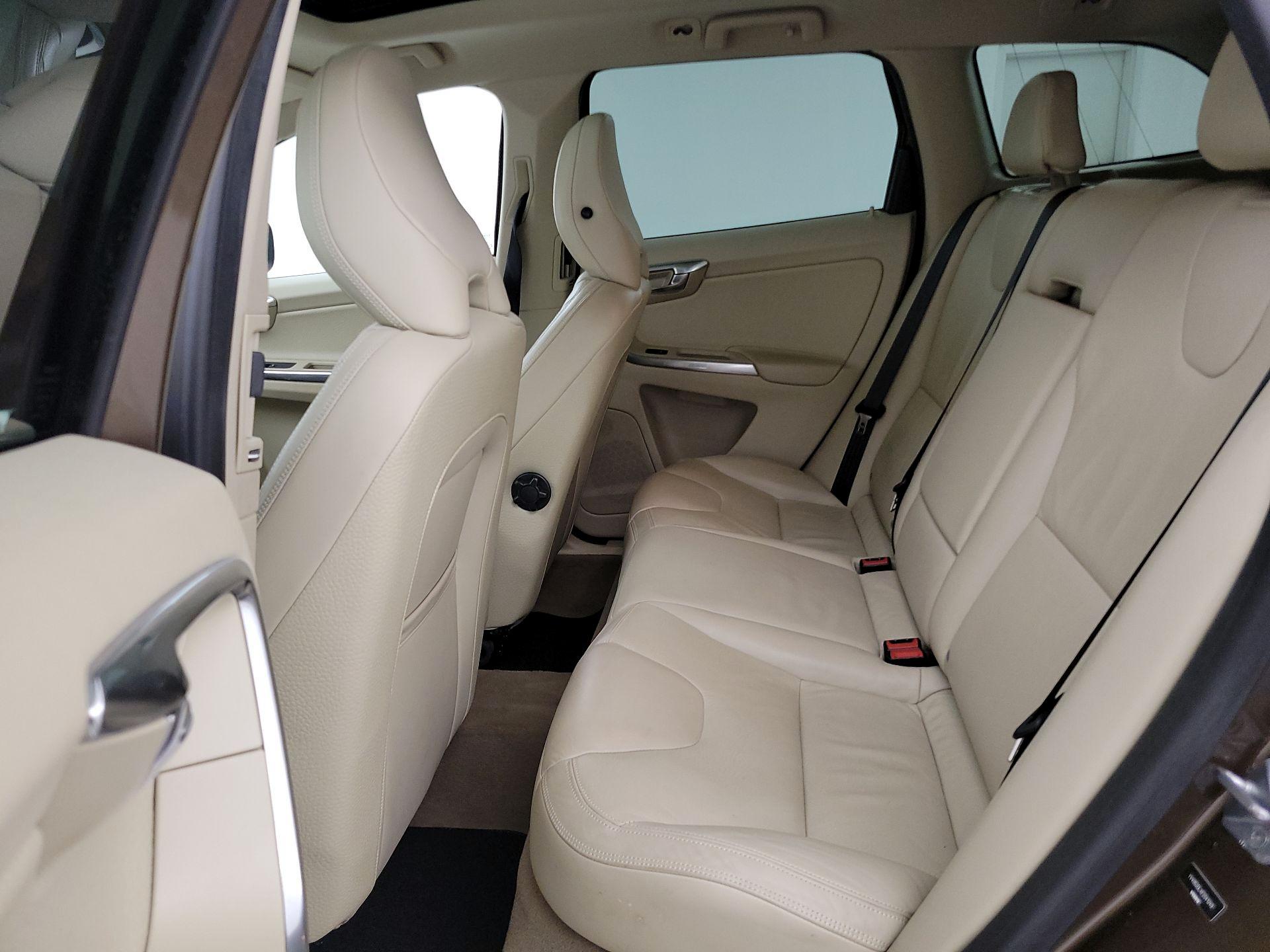 Thumbnail: 2014 Volvo XC60 - 20