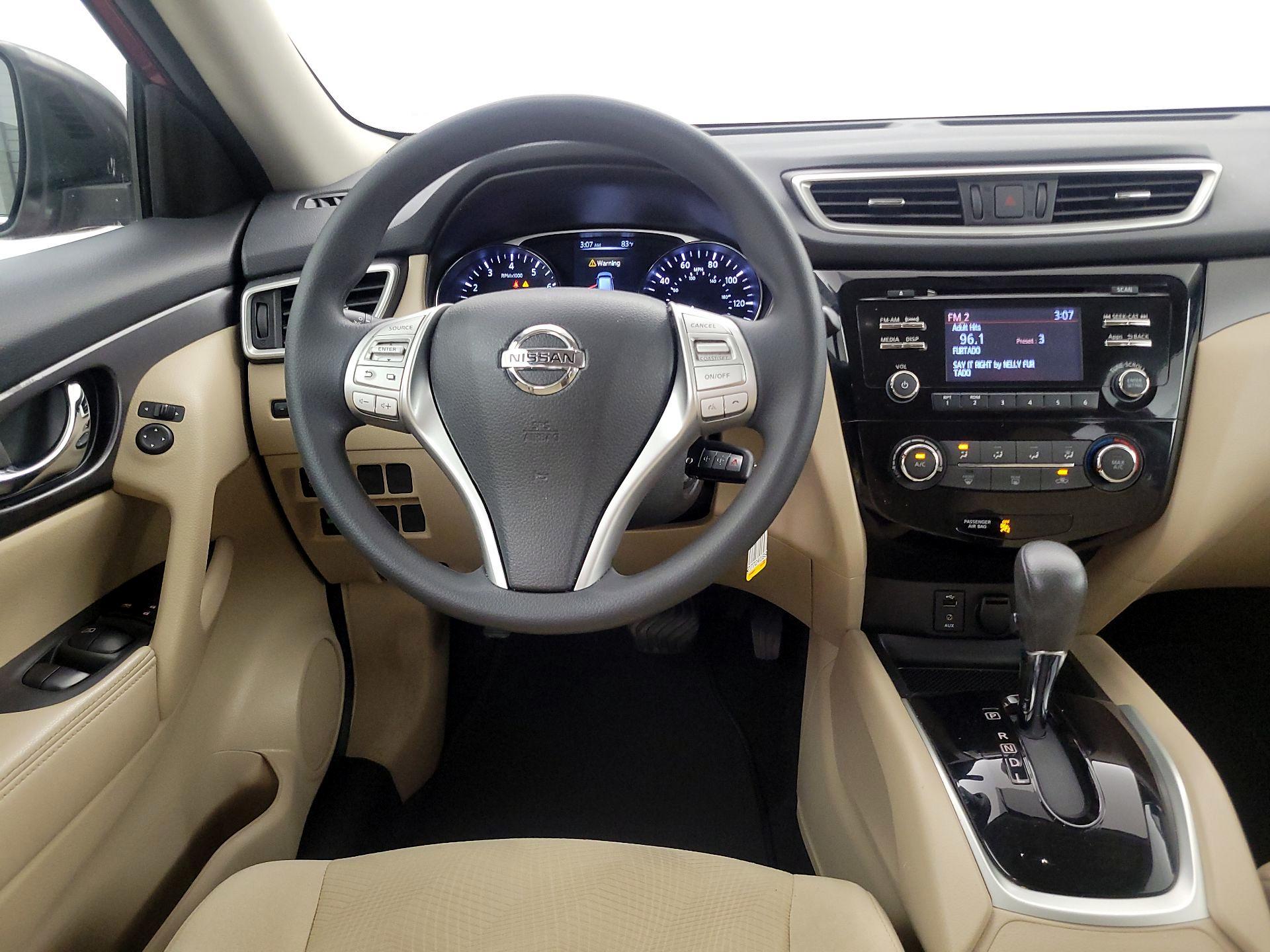 Thumbnail: 2016 Nissan Rogue - 10