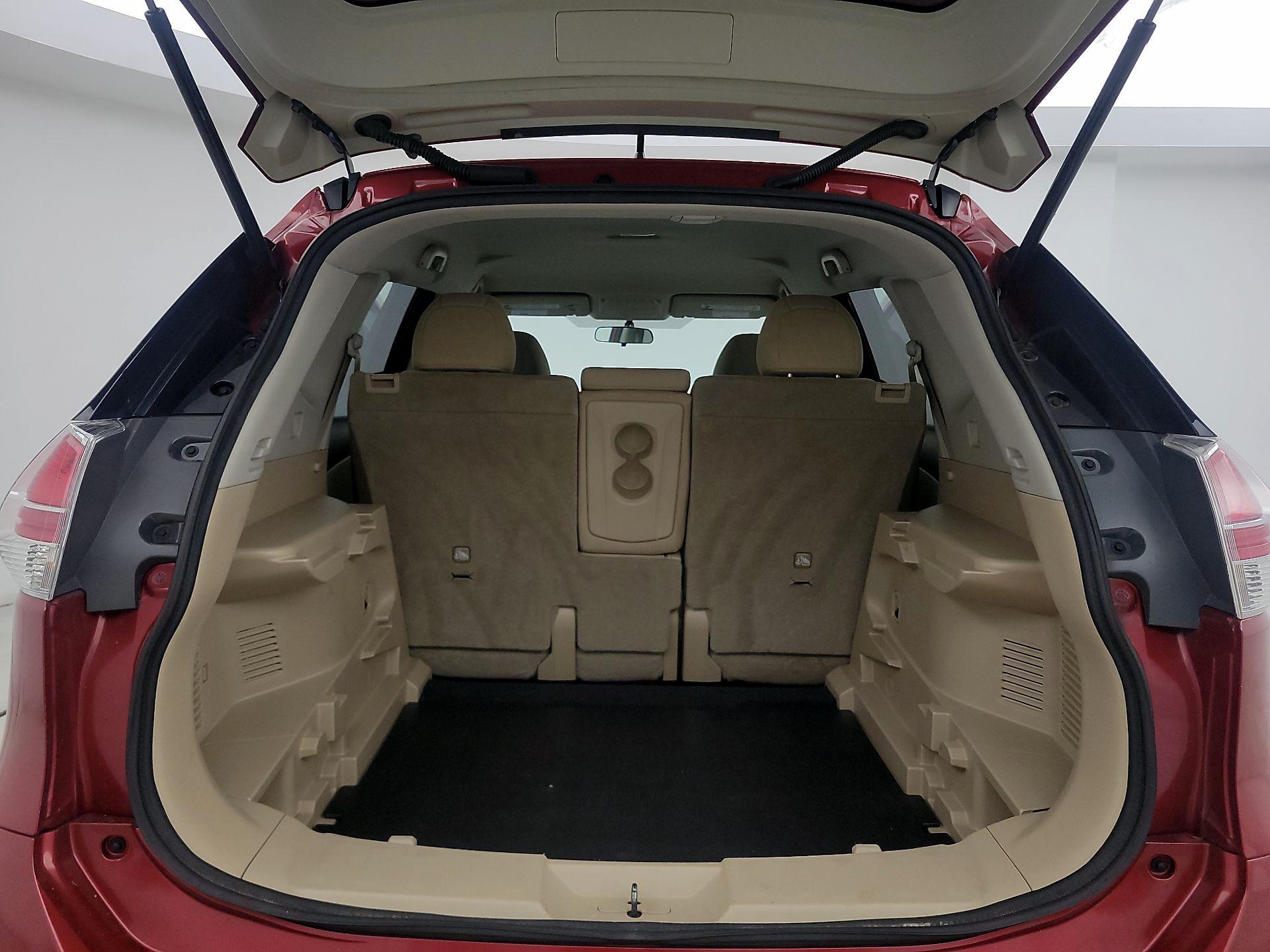 Thumbnail: 2016 Nissan Rogue - 20