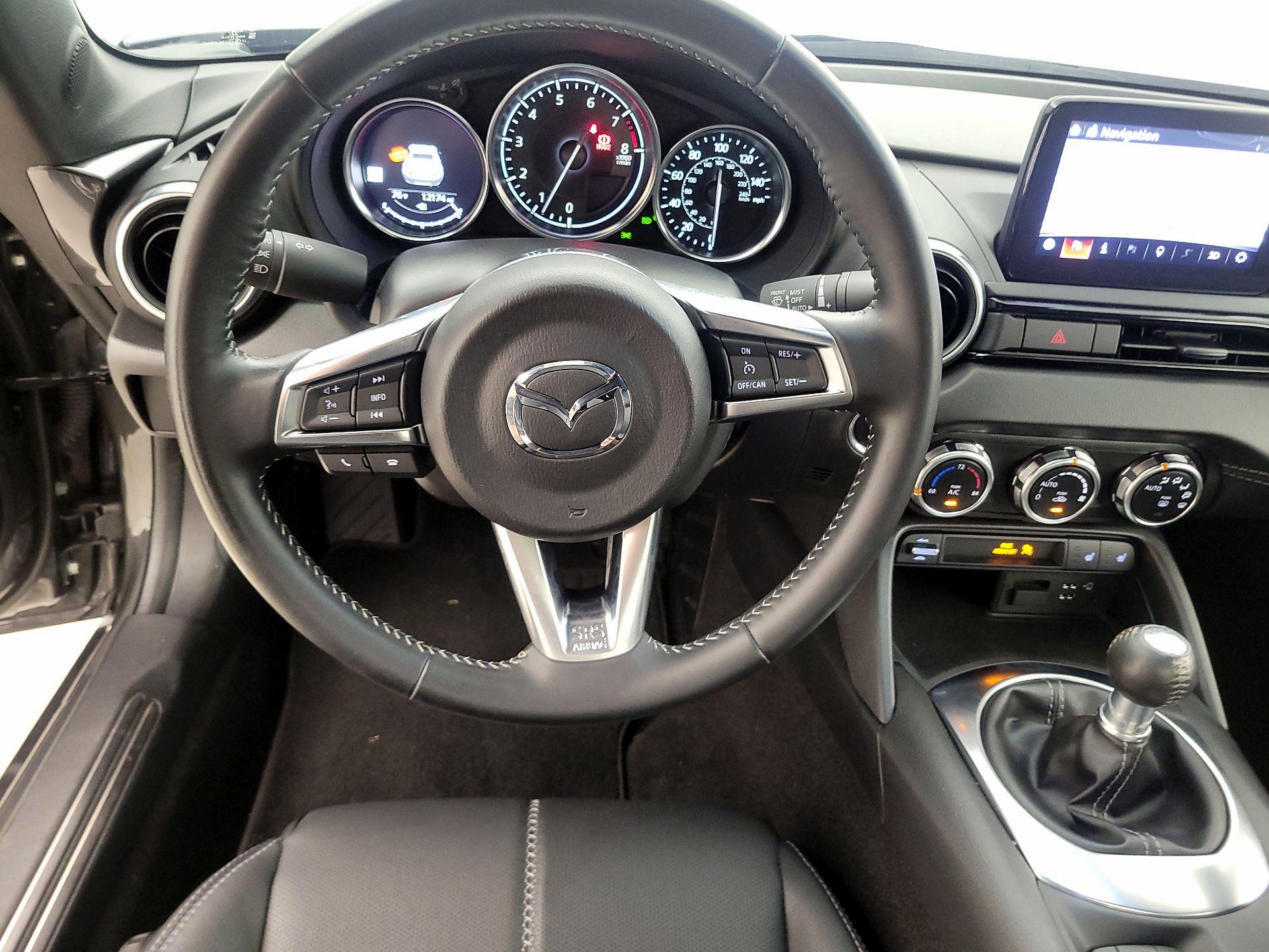 Thumbnail: 2023 Mazda MX-5 Miata - 10