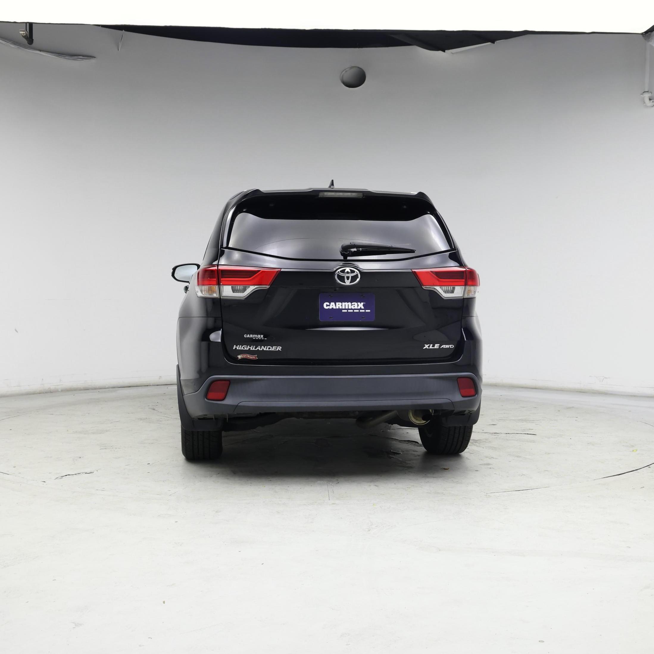 Thumbnail: 2017 Toyota Highlander - 6