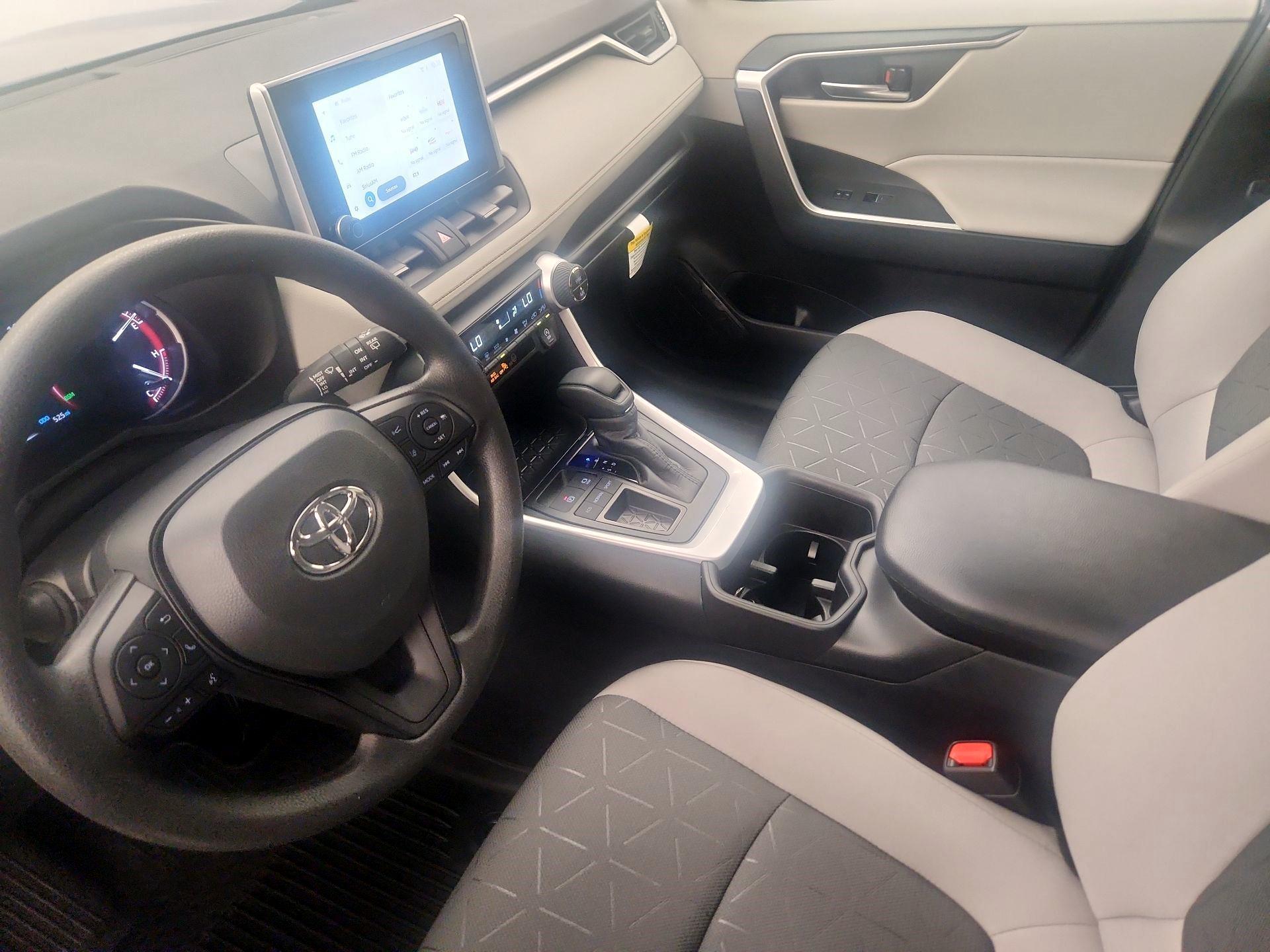 Thumbnail: 2025 Toyota RAV4 - 11