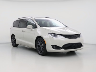 White 2020 Chrysler Pacifica Limited
