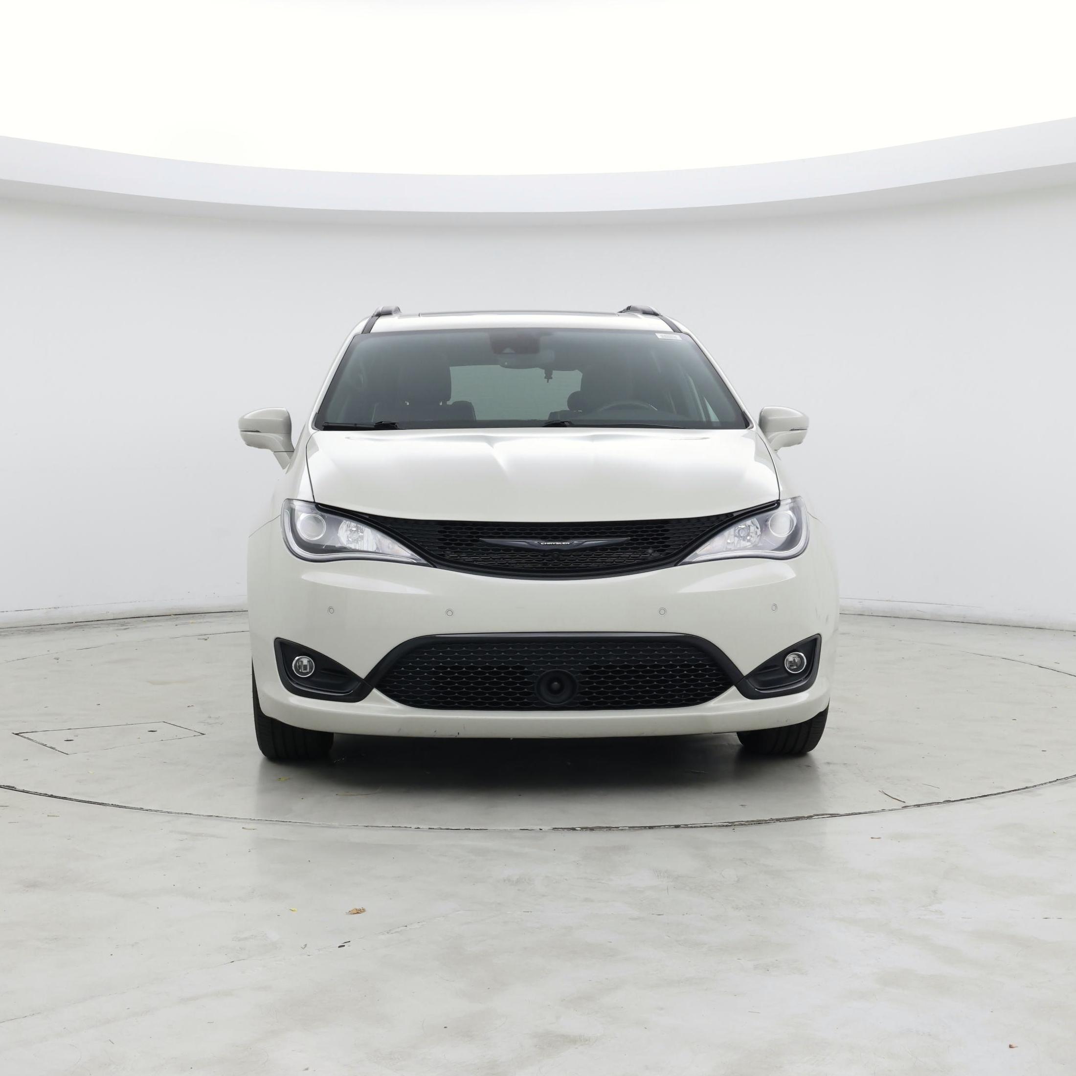 Thumbnail: 2020 Chrysler Pacifica - 5