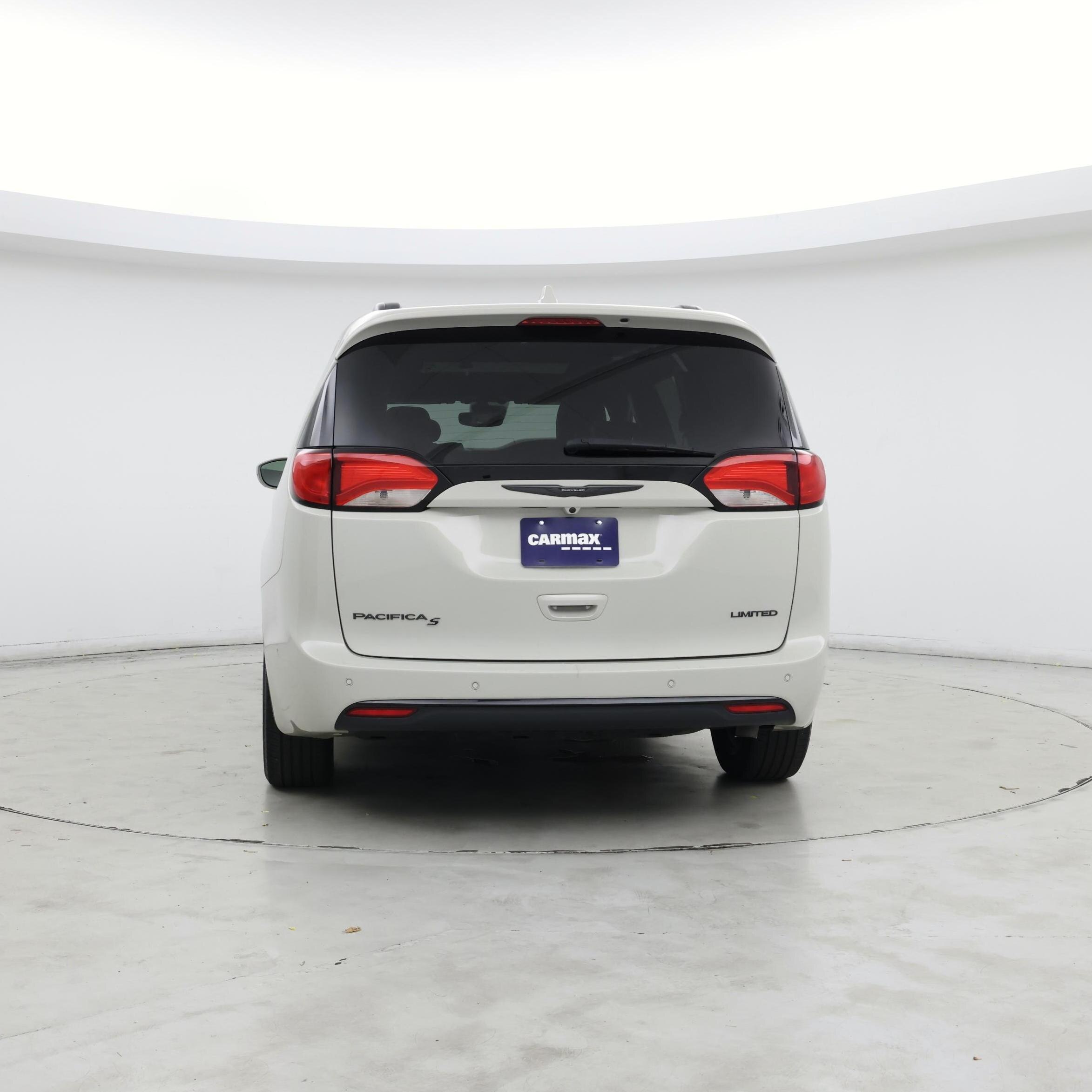 Thumbnail: 2020 Chrysler Pacifica - 6
