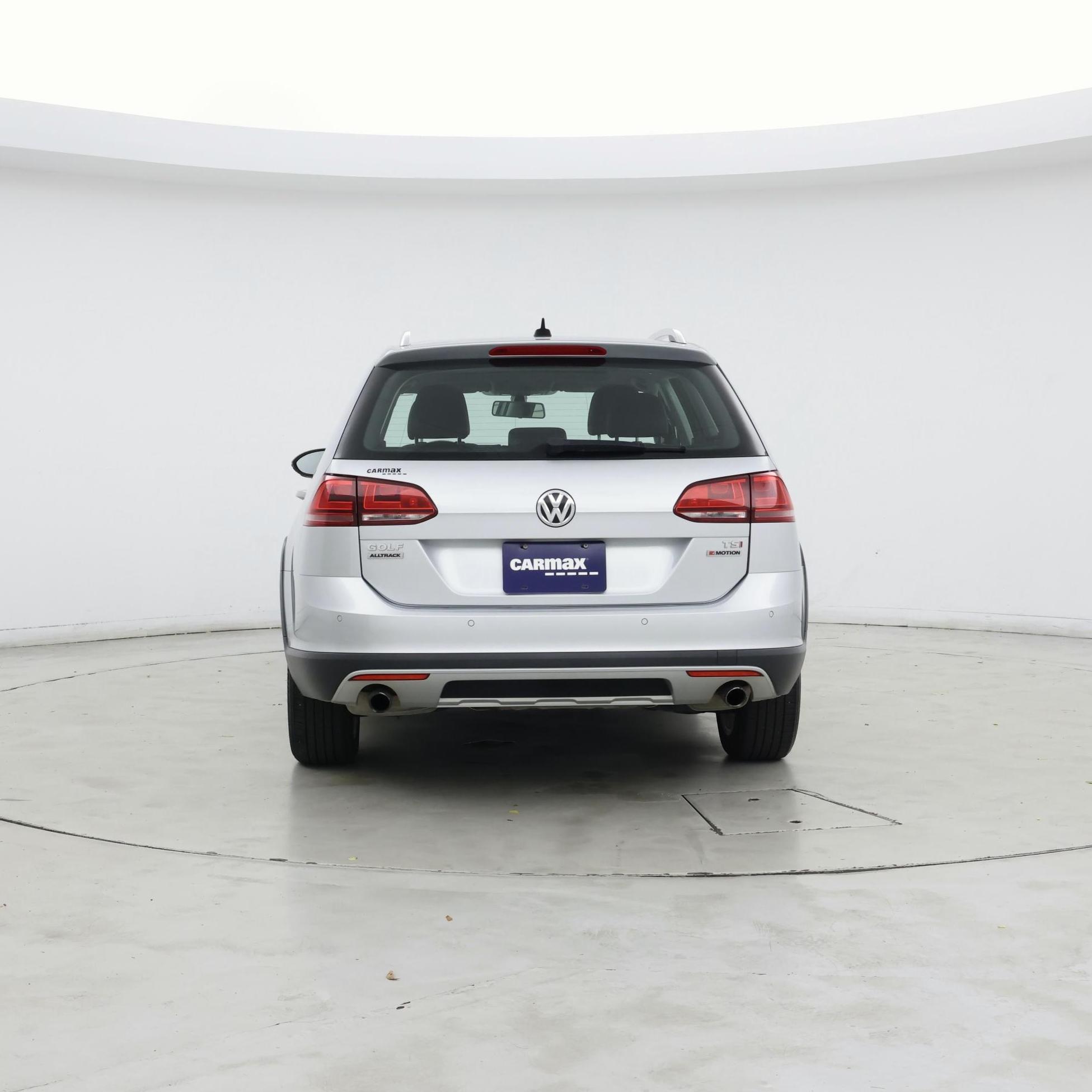 Thumbnail: 2017 Volkswagen Golf - 6