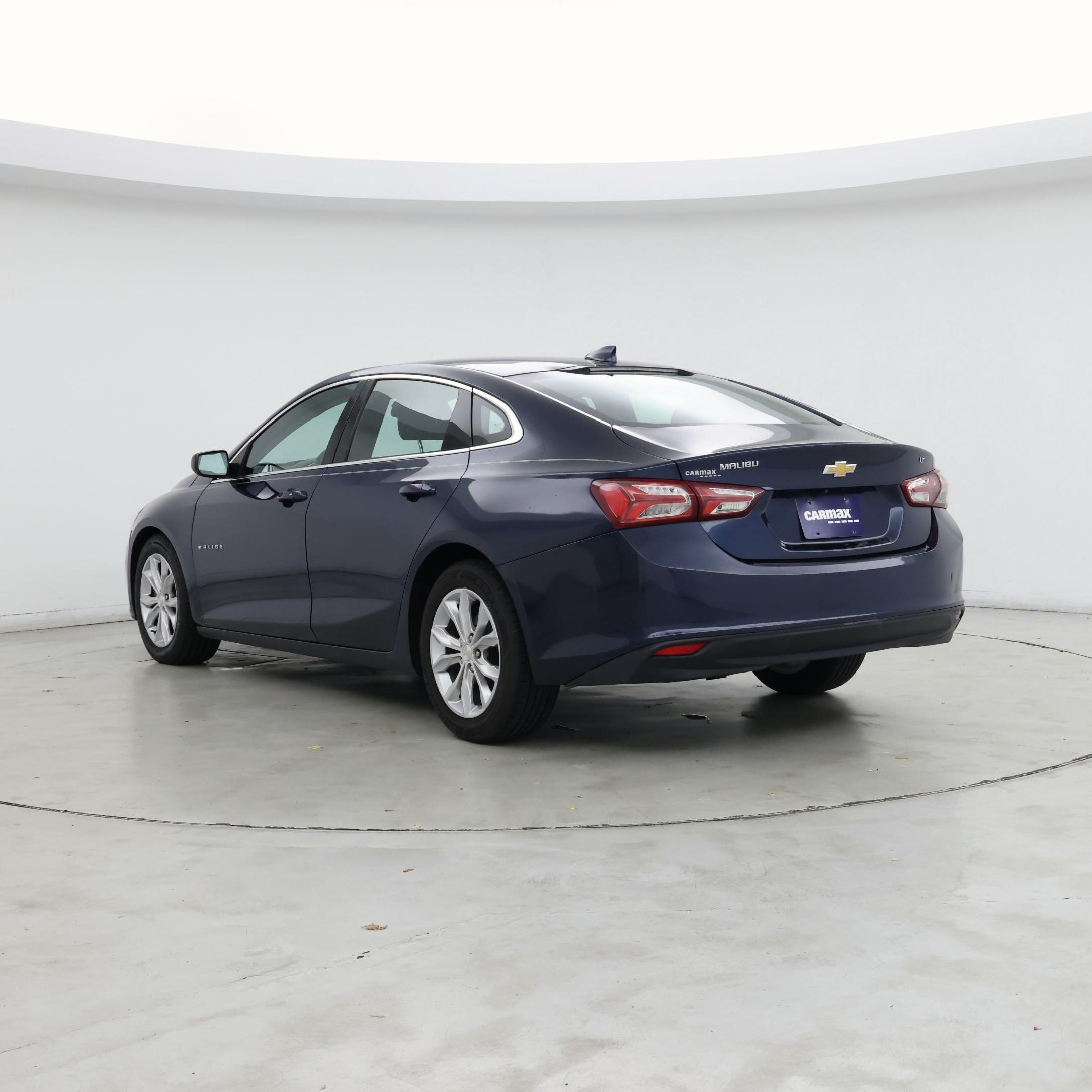 Thumbnail: 2020 Chevrolet Malibu - 2