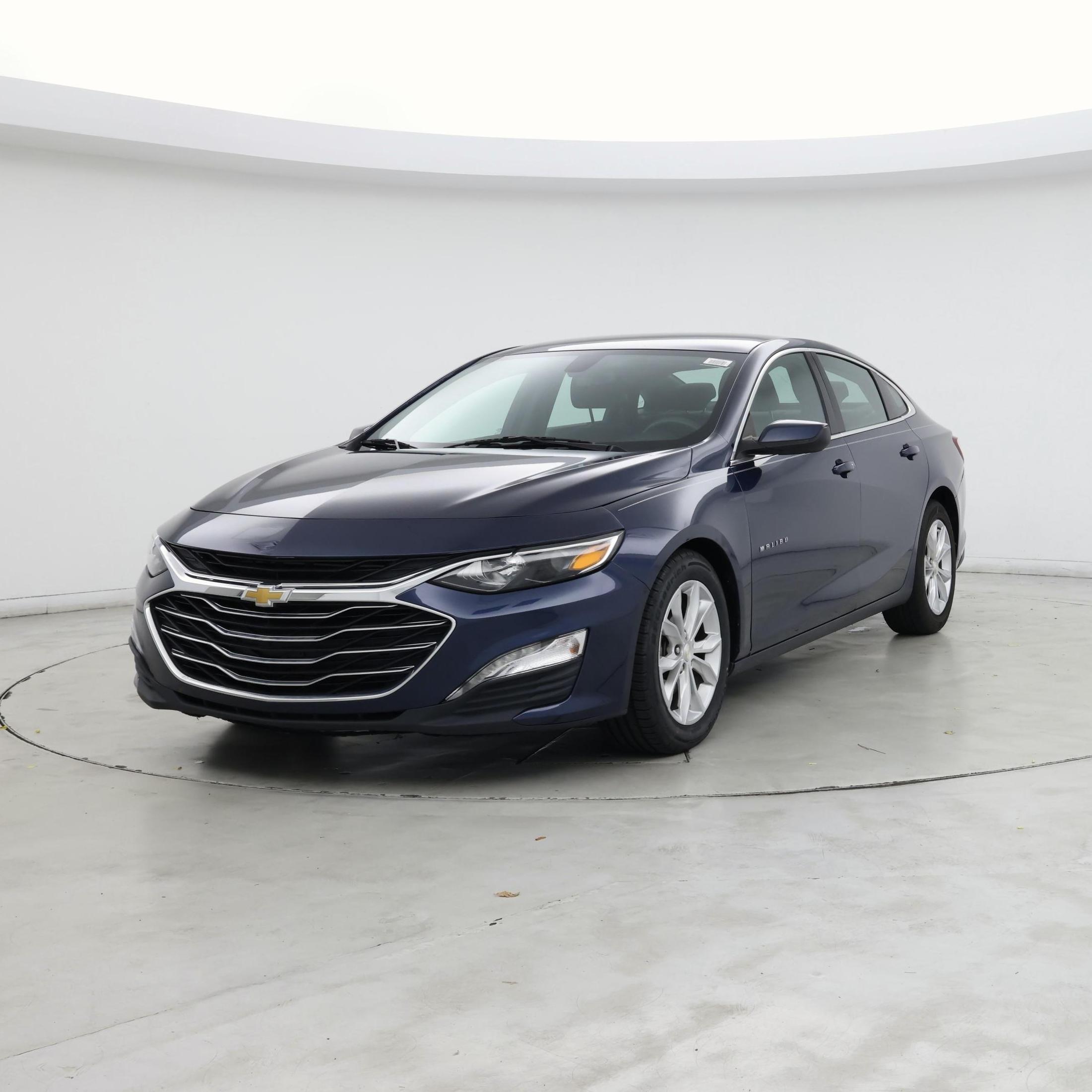 Thumbnail: 2020 Chevrolet Malibu - 4