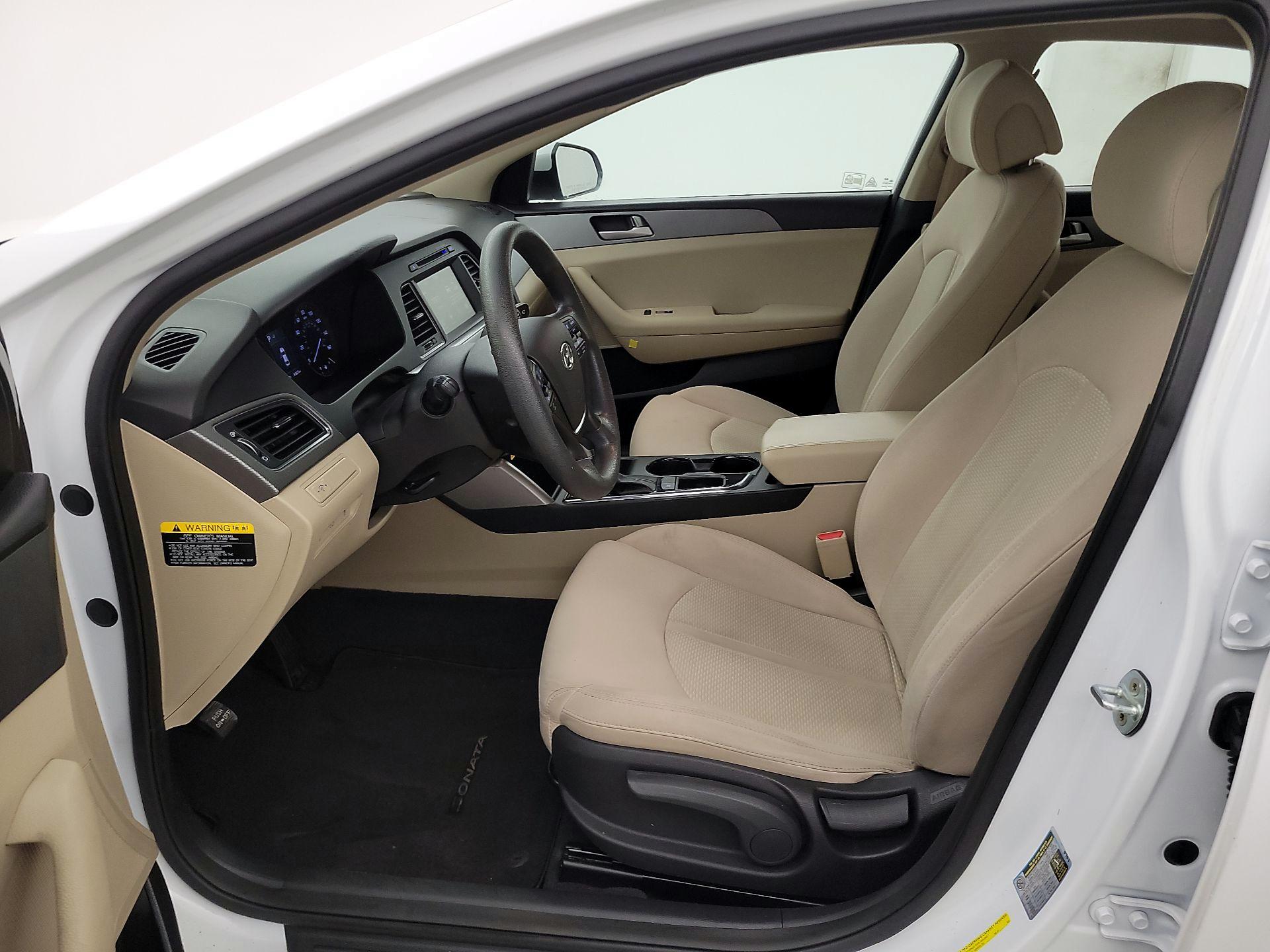Thumbnail: 2016 Hyundai Sonata - 11