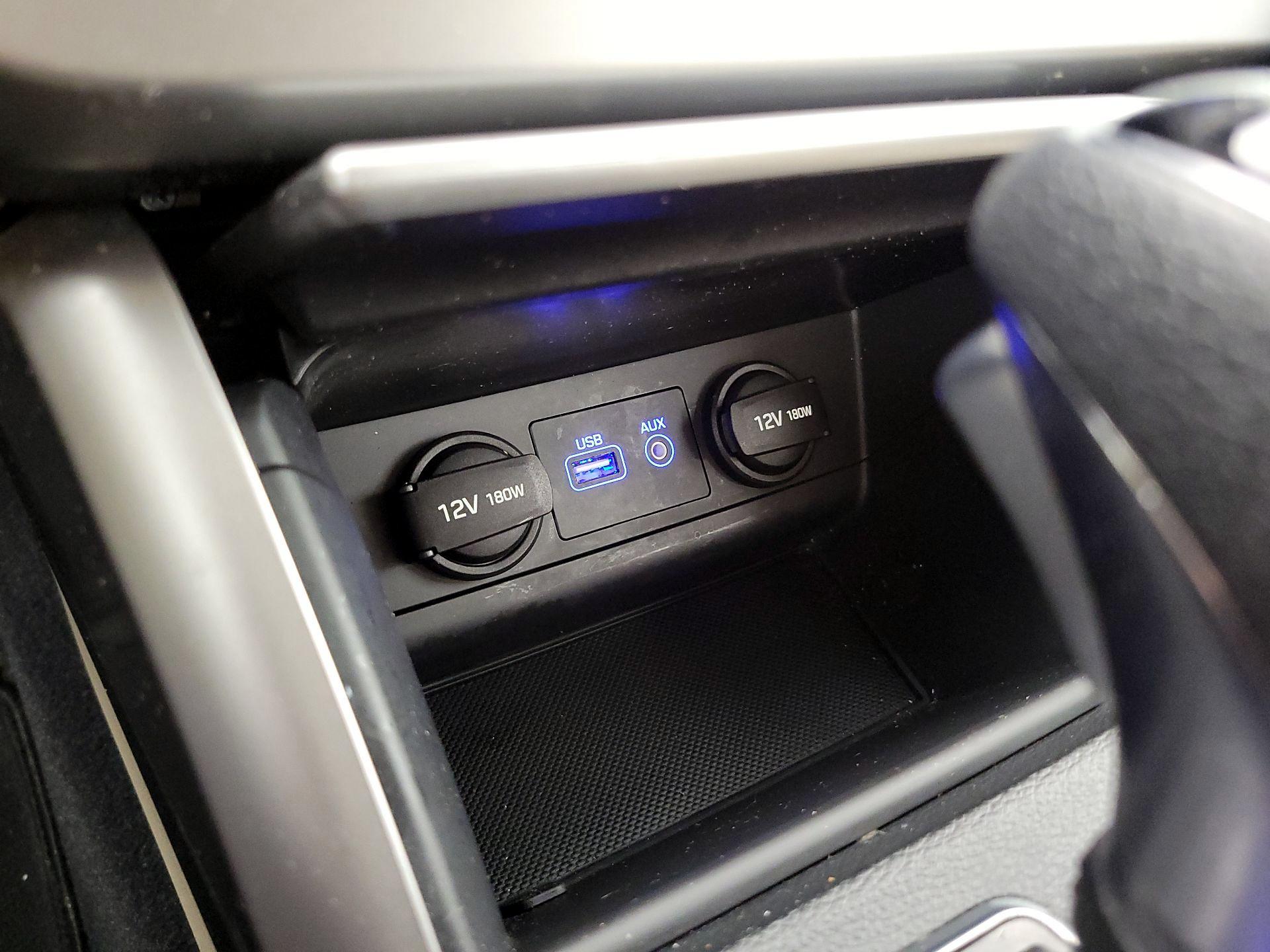 Thumbnail: 2016 Hyundai Sonata - 18
