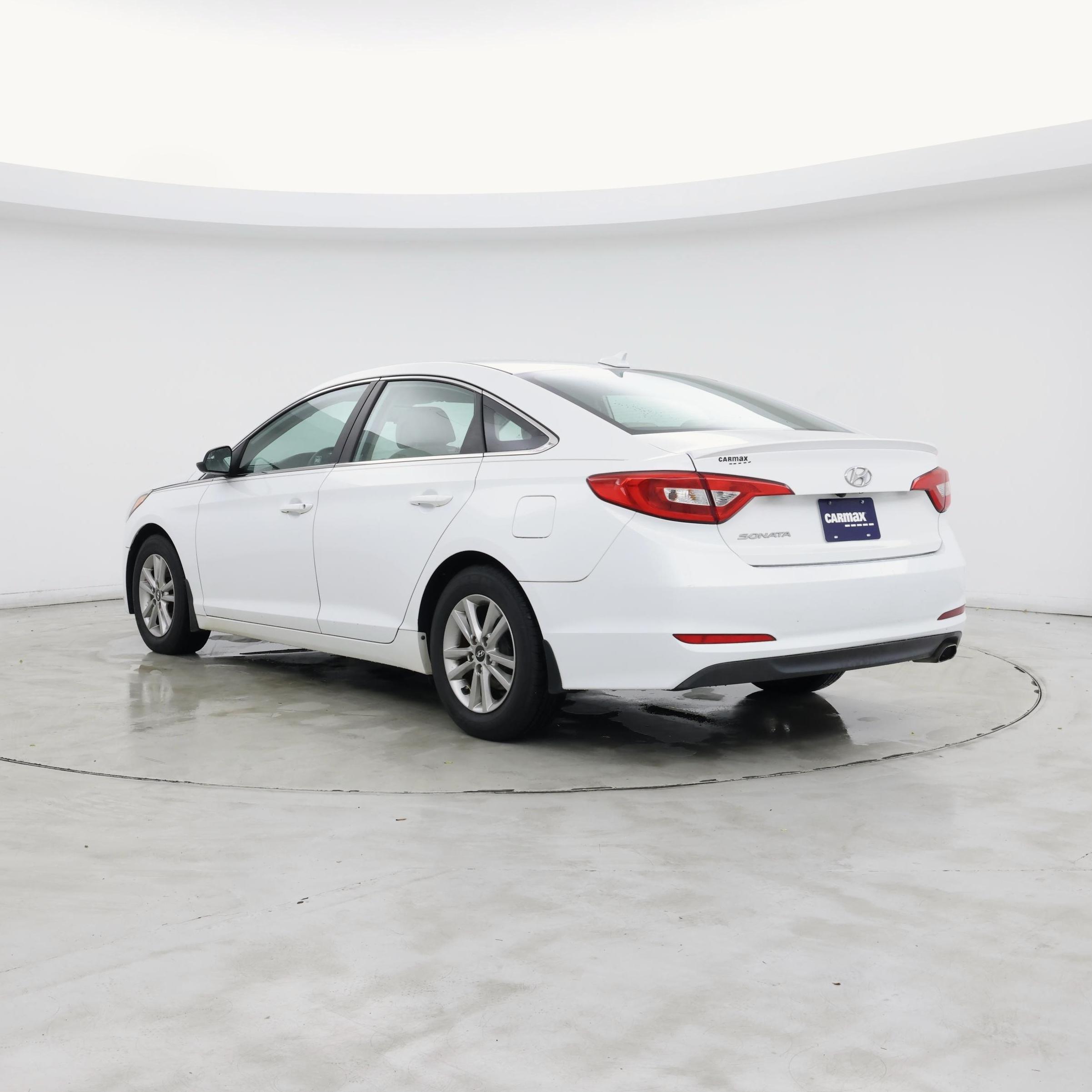 Thumbnail: 2016 Hyundai Sonata - 2