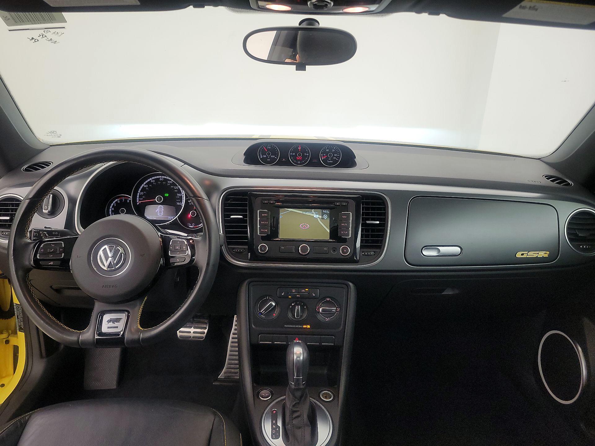Thumbnail: 2014 Volkswagen Beetle - 9