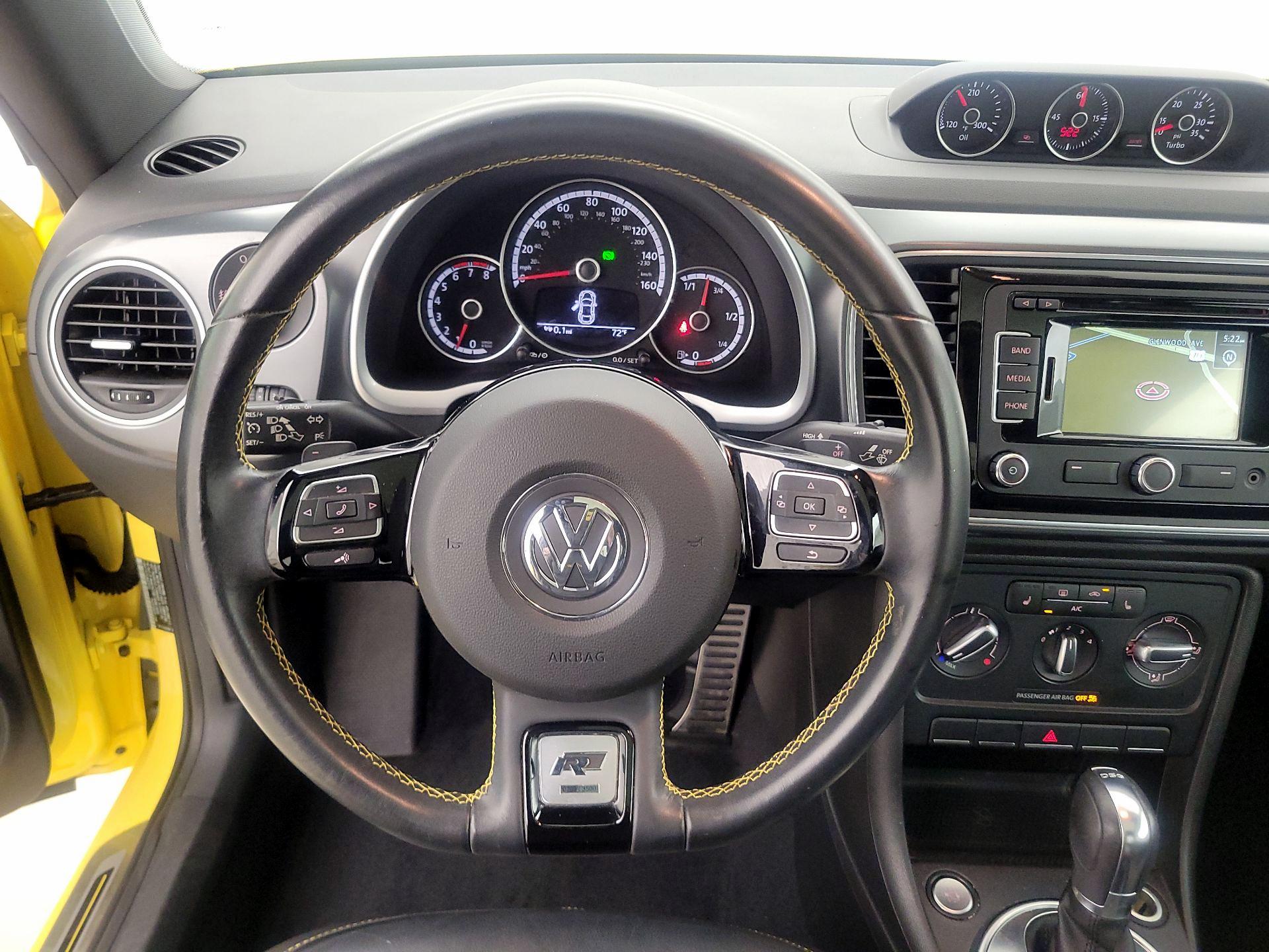 Thumbnail: 2014 Volkswagen Beetle - 10