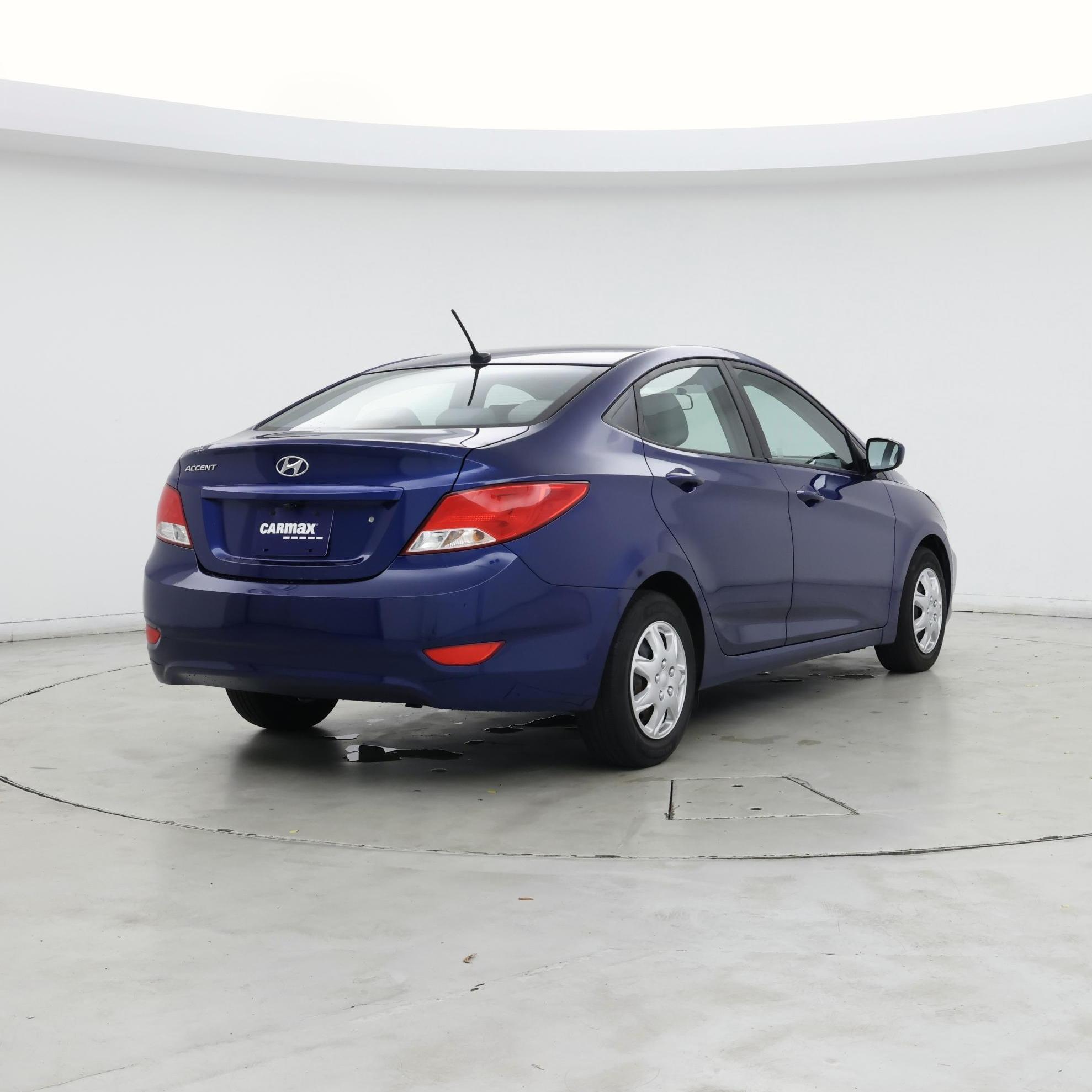 Thumbnail: 2017 Hyundai Accent - 8