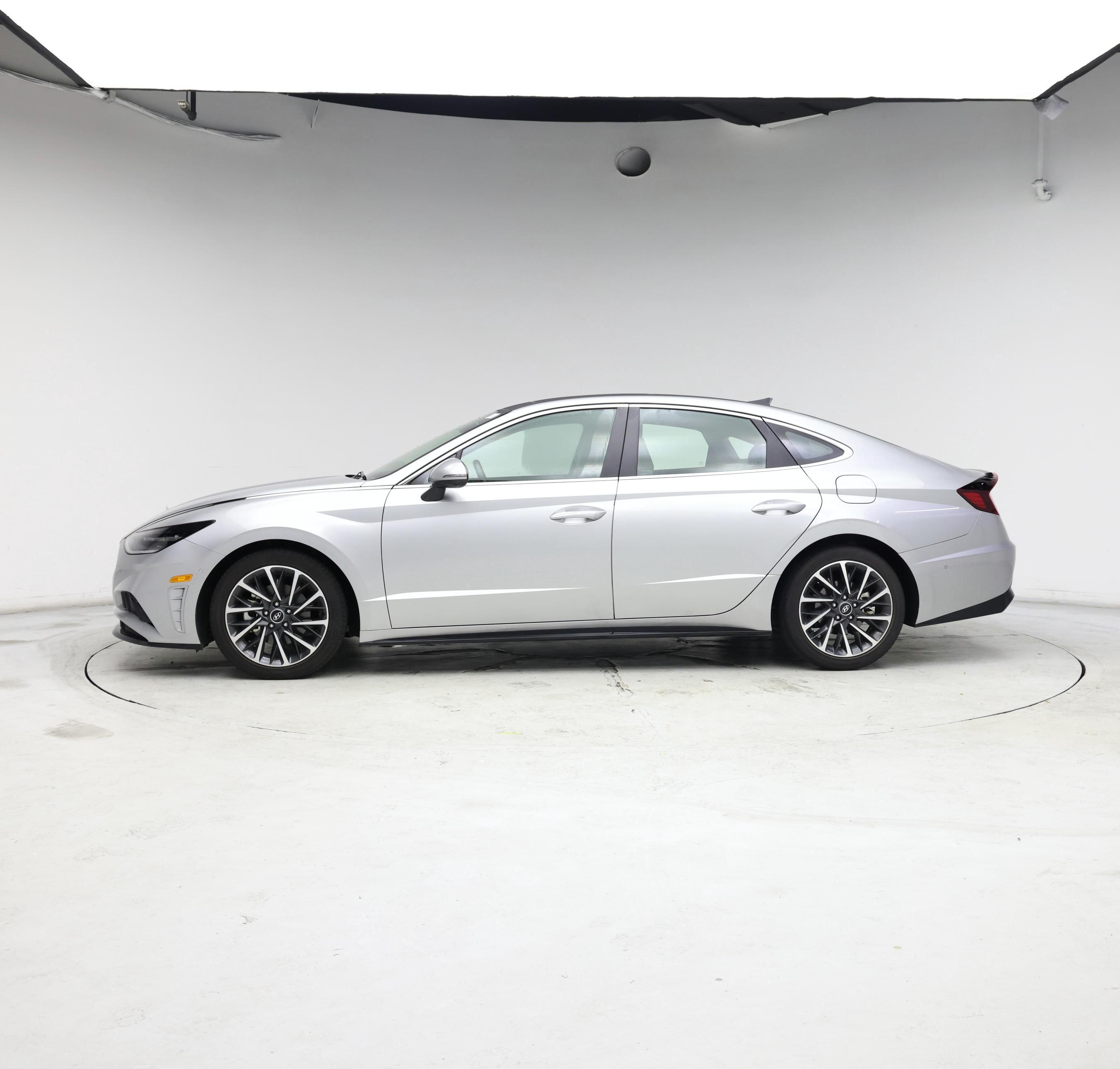 Thumbnail: 2020 Hyundai Sonata - 3
