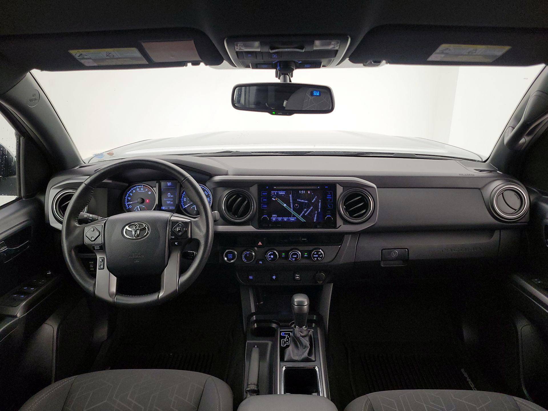 Thumbnail: 2016 Toyota Tacoma - 9