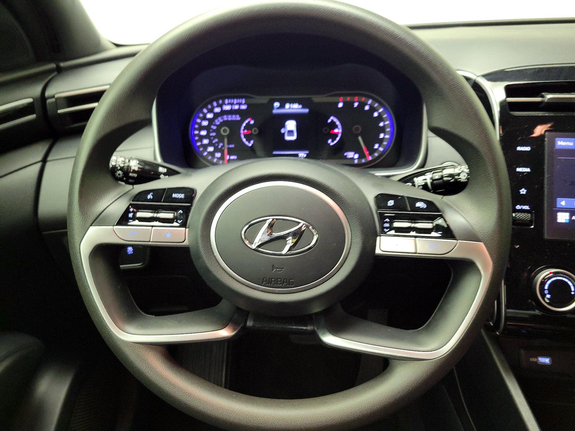 Thumbnail: 2023 Hyundai Santa Cruz - 10