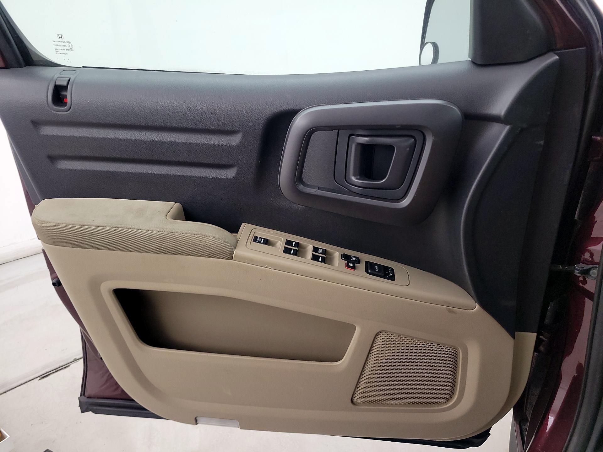 Thumbnail: 2013 Honda Ridgeline - 12
