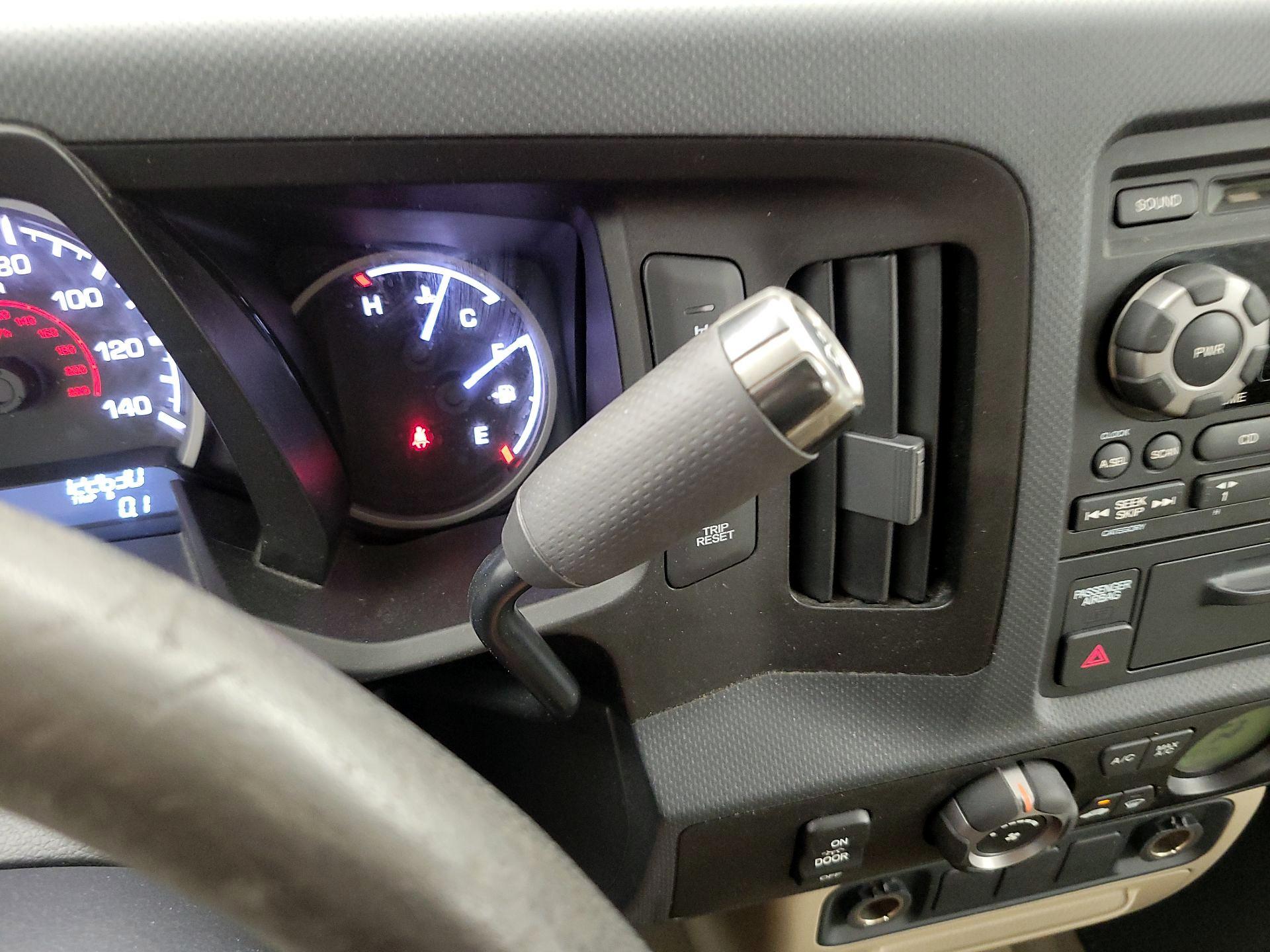 Thumbnail: 2013 Honda Ridgeline - 17